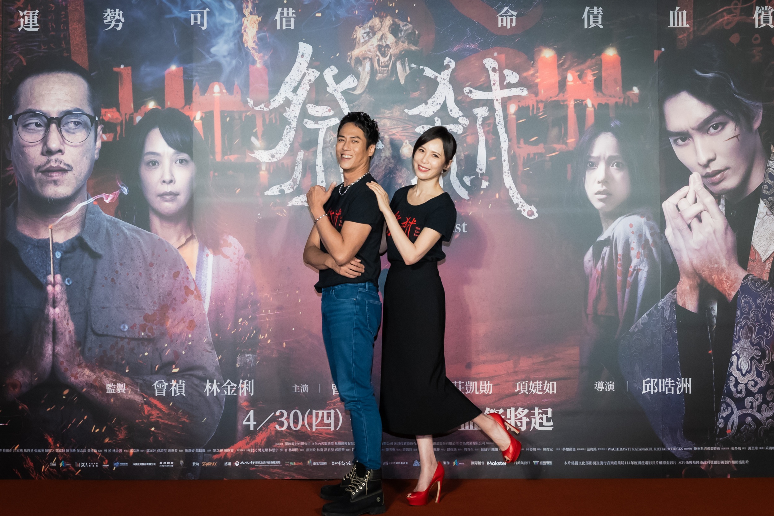 天心（右）的鬼妝連片場的貓都害怕，也難怪莊凱勛更被嚇到咖啡都不用喝就清醒。（威視提供）