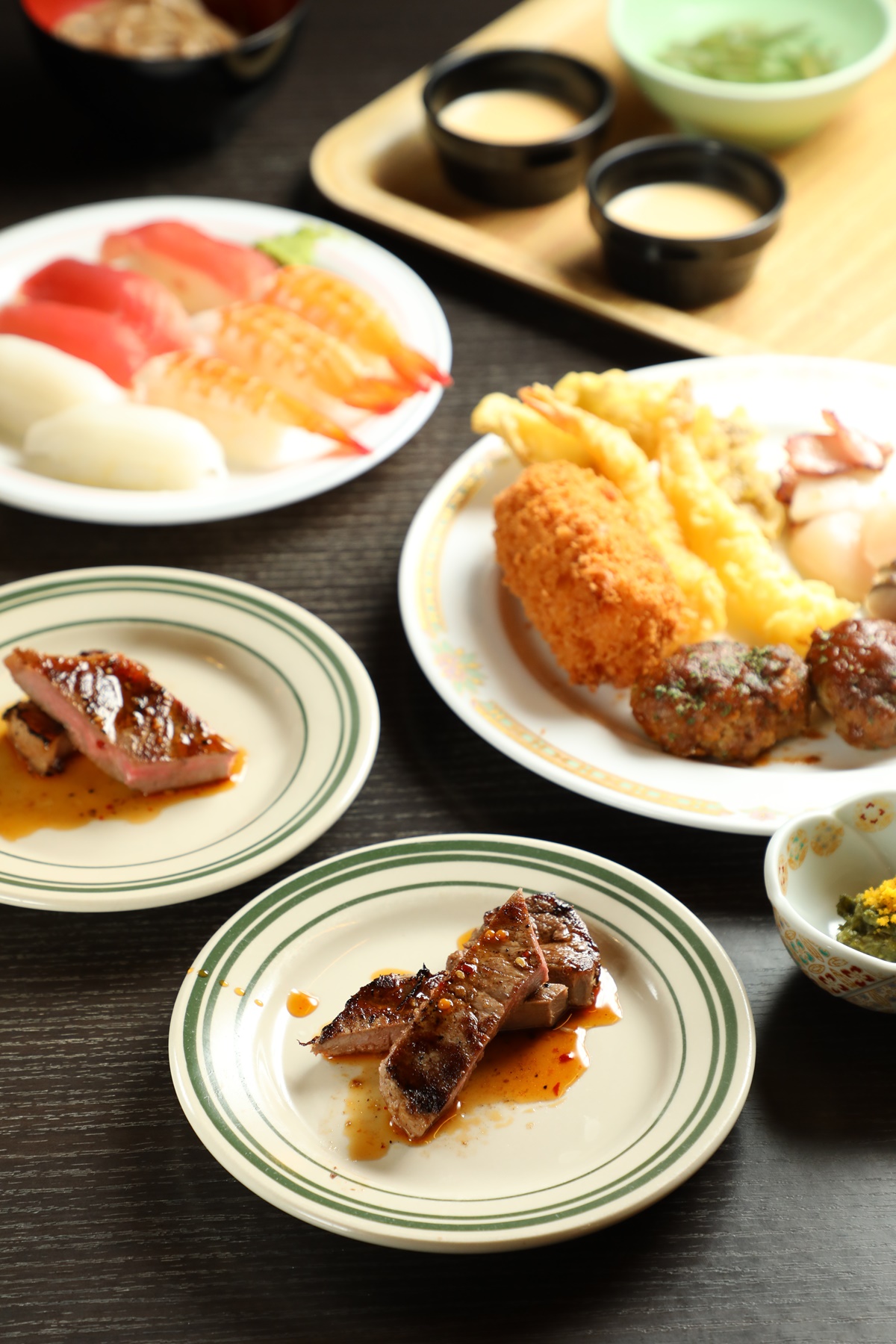 烤牛肉、天婦羅、生魚片壽司都可以盡情吃到飽。