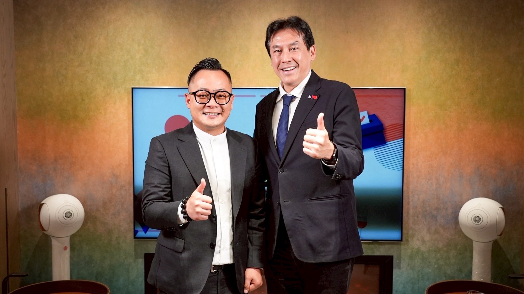 基隆市長參選人童子瑋受邀《下班瀚你聊》節目專訪，提出對基隆未來發展的具體願景。