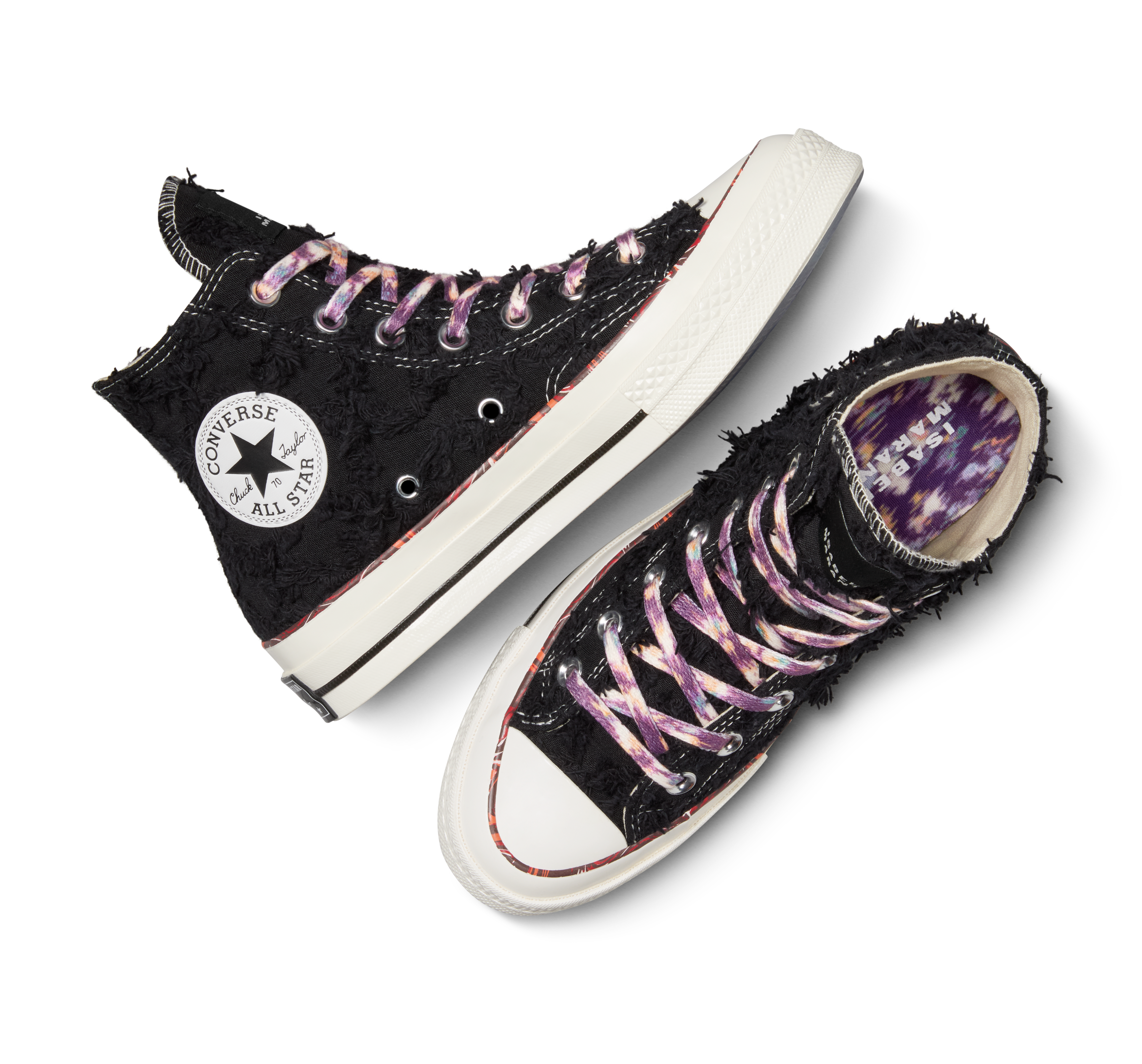 CONVERSE x ISABEL MARANT聯名系列炭黑色平底款。NT$4,880（匡威提供）