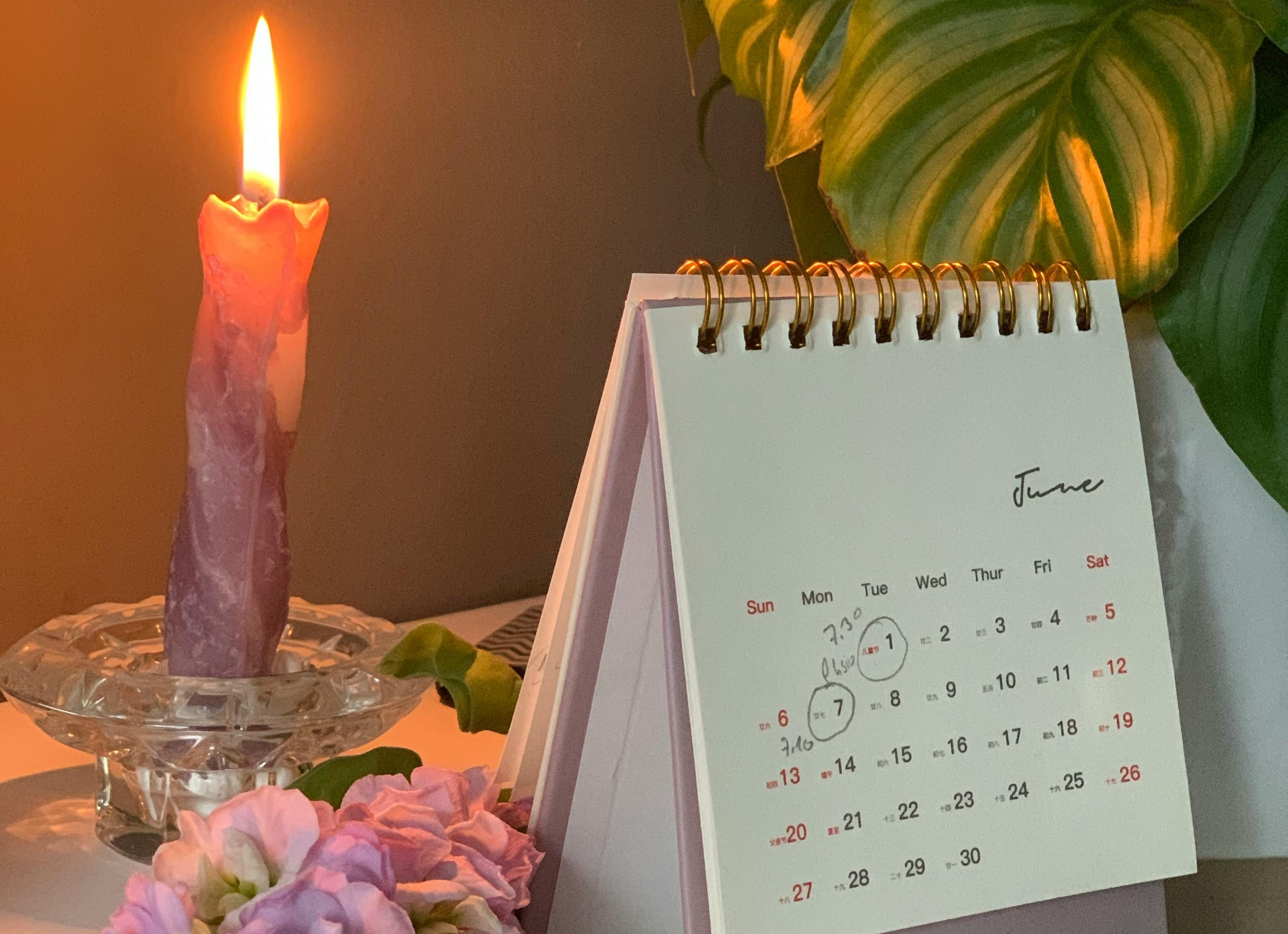 2026年度連假表出爐！補班制度走入歷史，超爽長假讓上班族瞬間回血。（示意圖/pexels）