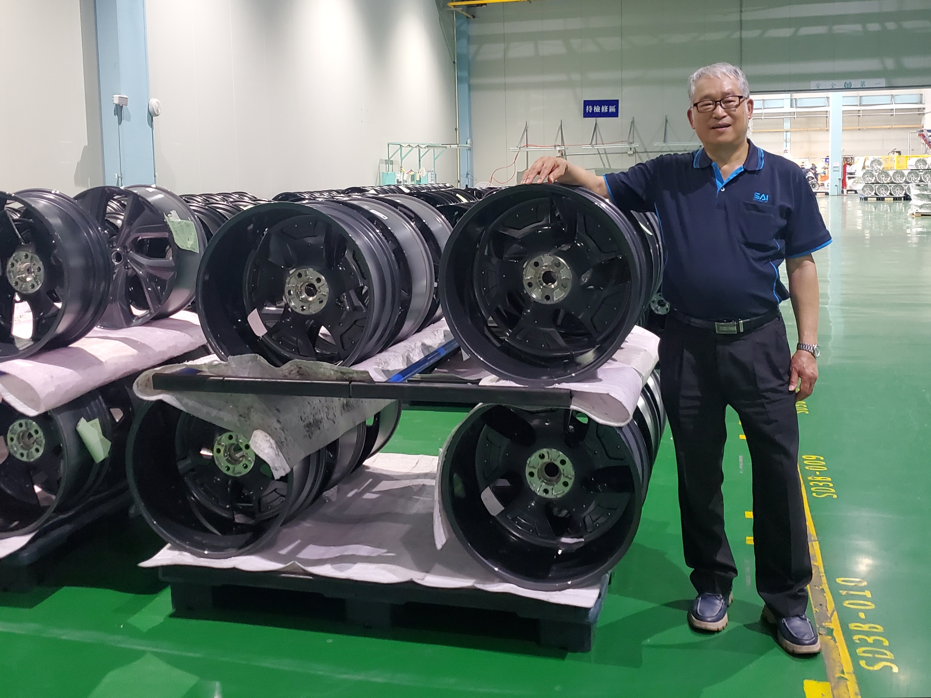 巧新科技將於5月中掛牌上市，董事長黃聰榮希望未來能集合其他供應鏈業者，用打群架方式進攻汽車市場。