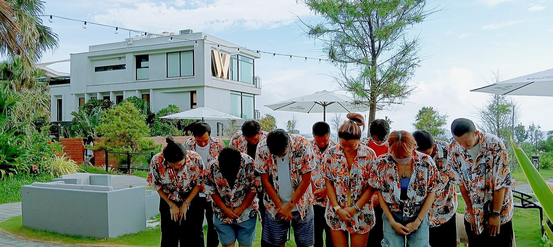 「墾丁砂島W-Villa海景渡假會館」無預警宣布停業，業者發文說明原因。（翻攝自墾丁砂島W-Villa海景渡假會館 臉書）