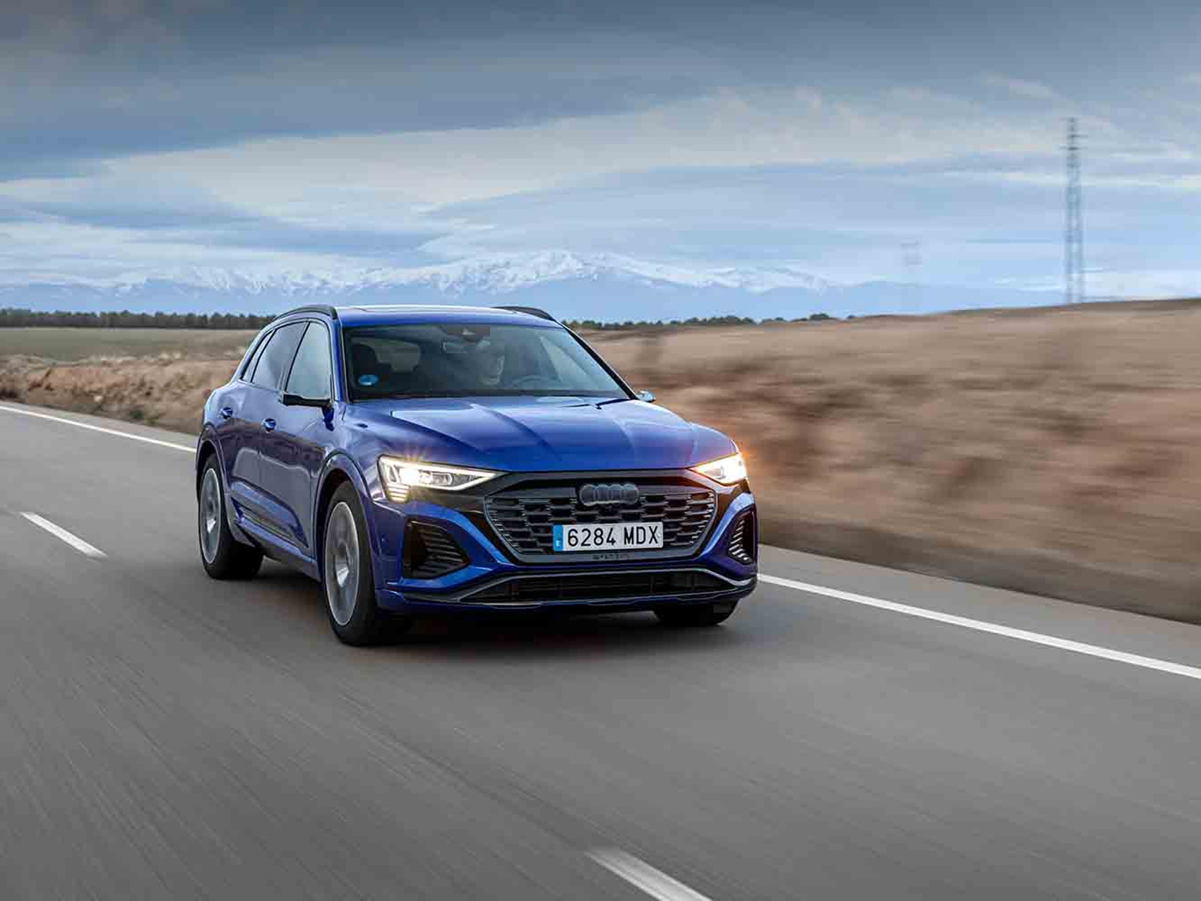 AUDI Q8 e-tron 55 quattro 