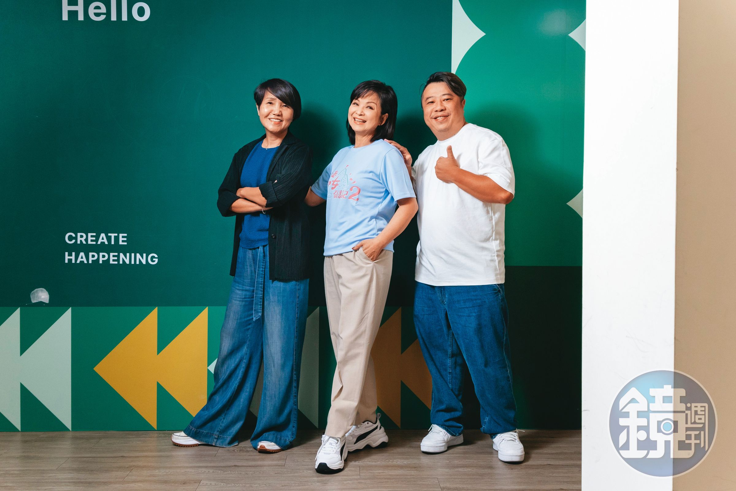 二度擔任節目總製作人的楊貴媚(中),找來製作人崔長華(左)、製作人暨導演許志成(右)合作。