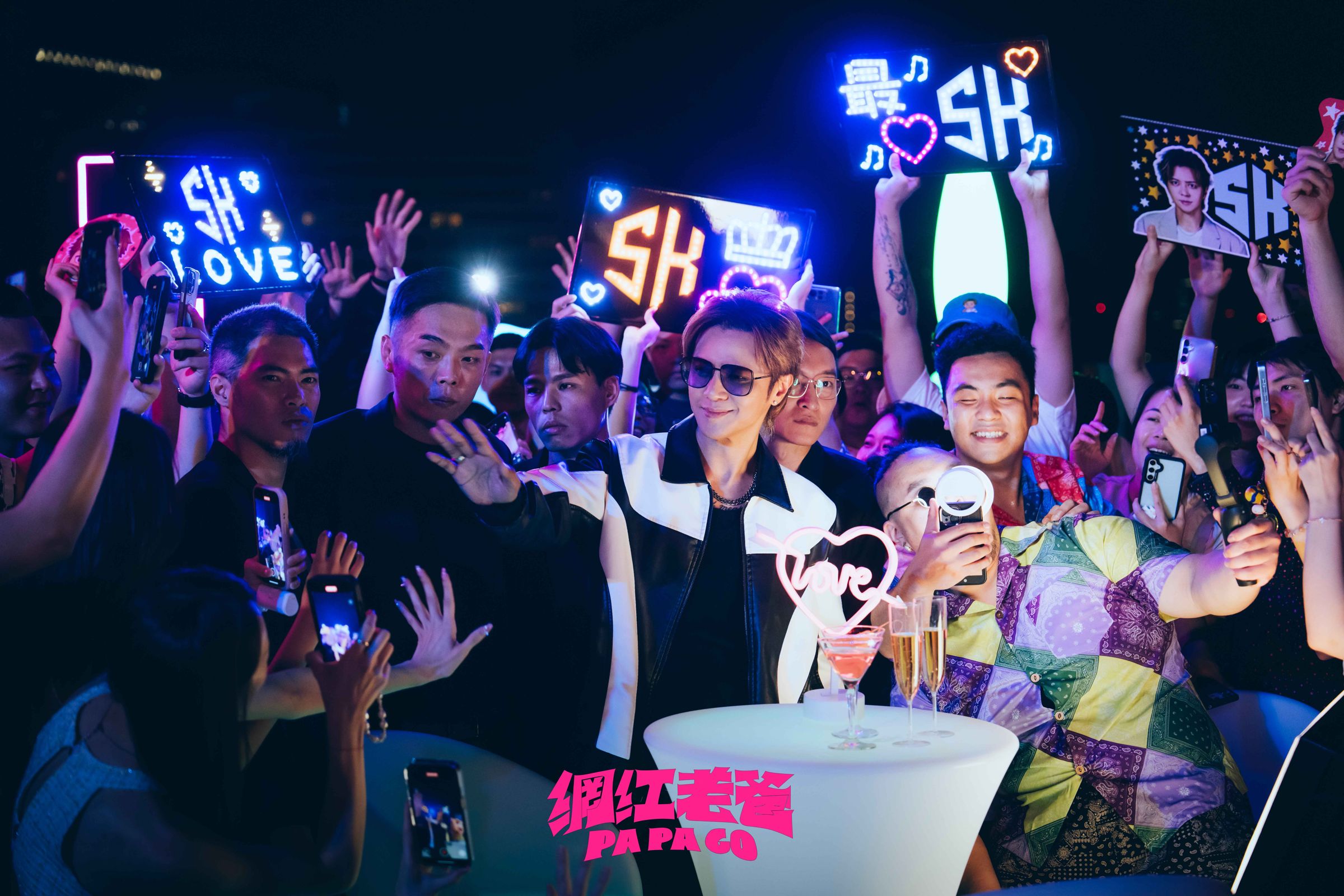 久未演出電影的羅志祥，電影中演出一位頂流網紅。（曼尼娛樂提供）