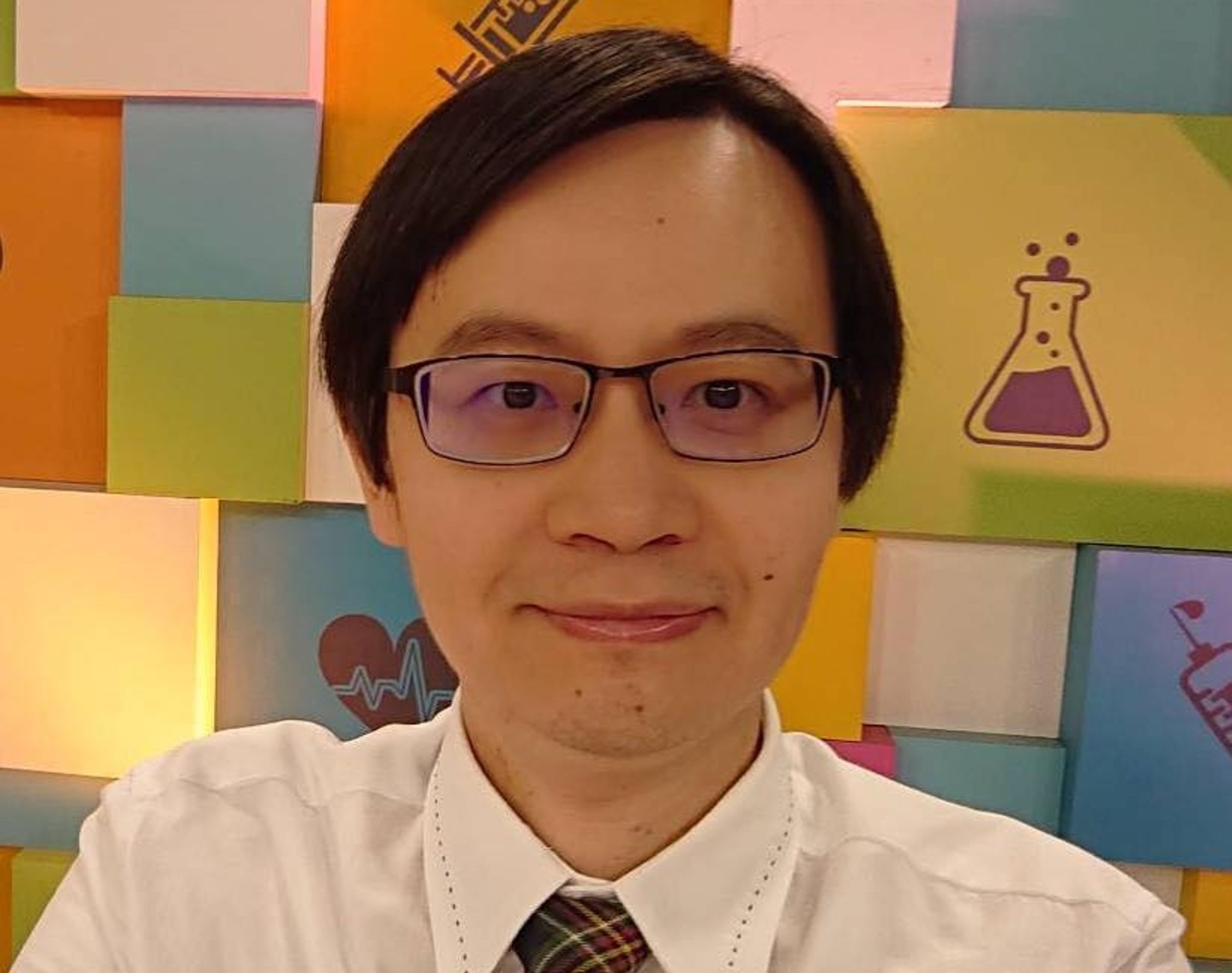 如今面臨罷免案,王子林坦言:「確實有些身心俱疲。」但會堅持下去。(翻攝自王子說Prince Say-心臟科王子林醫師臉書)