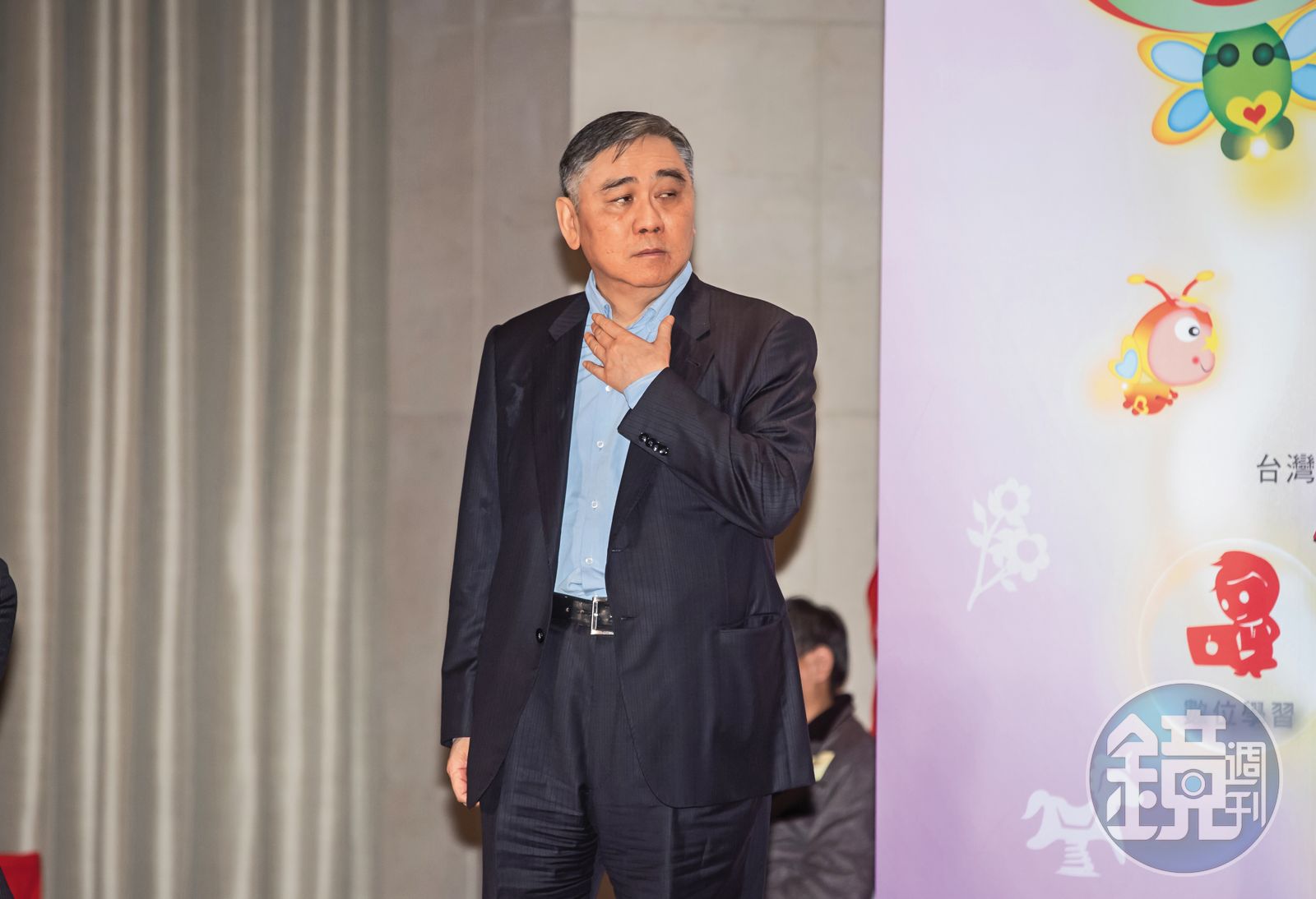 身價千億的宏仁集團總裁王文洋繼包養宋姓女大生產子後,又爆出與劉女產子,已付200萬元