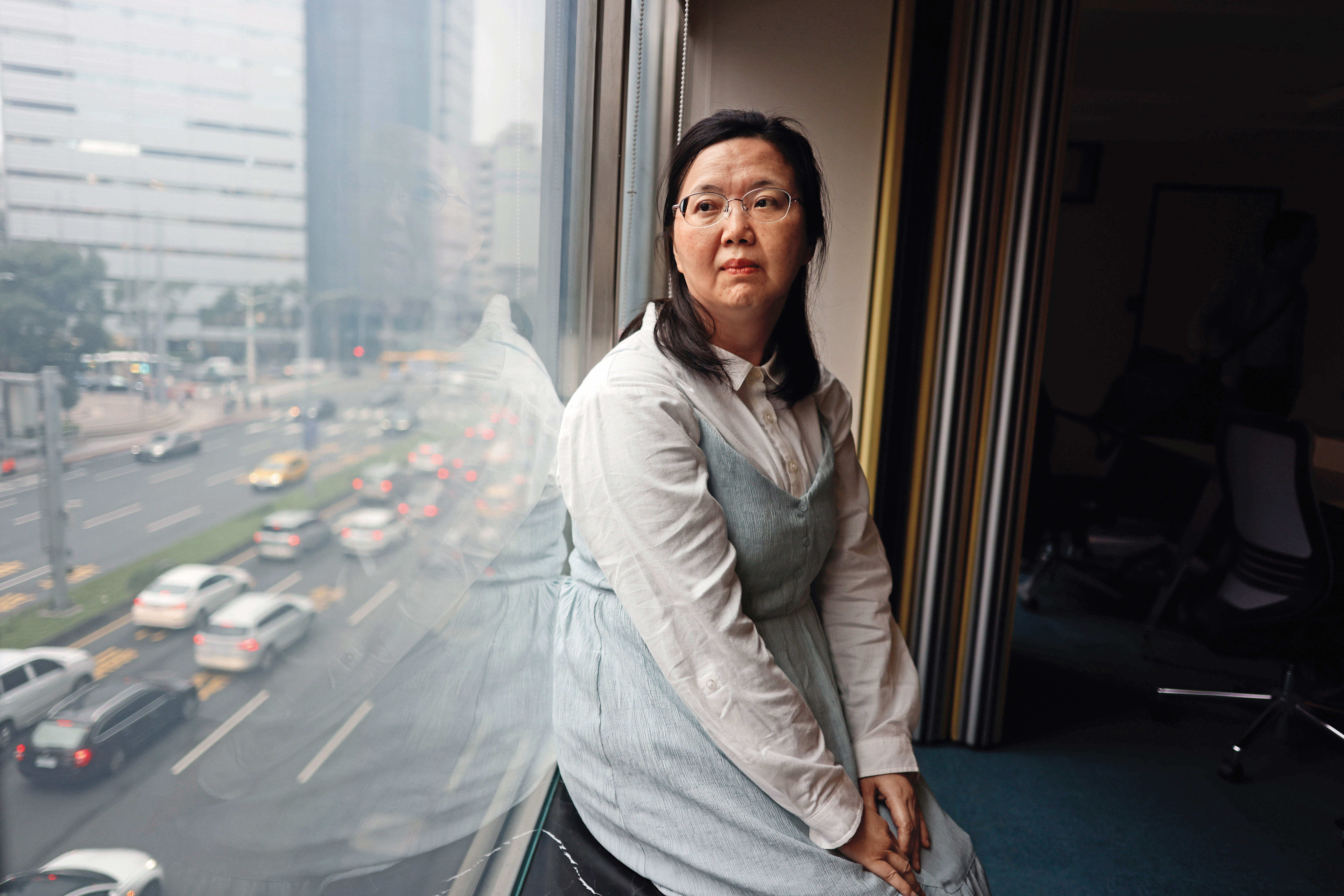 侯娟妃表示自己已50歲，看診累到吐血，決心退休過自己的人生。