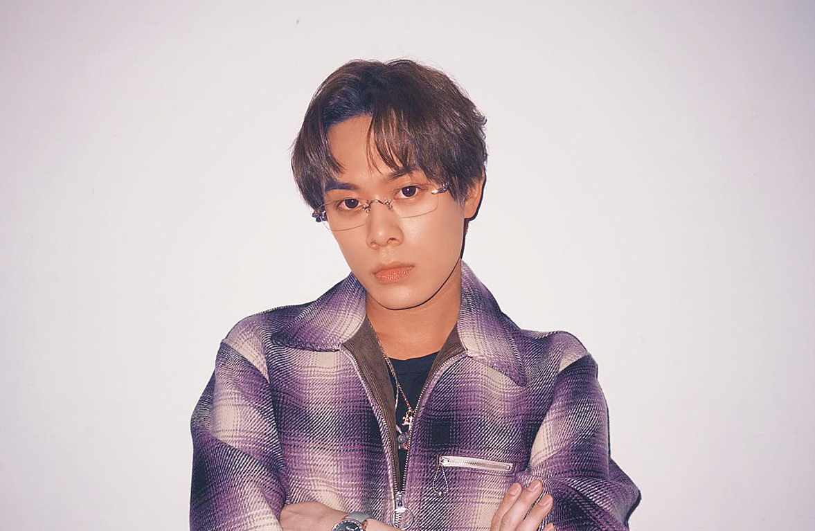 雲安和犬青在羅東夜市約會，除了吃吃喝喝還去玩夾娃娃機。（翻攝自犬青IG）