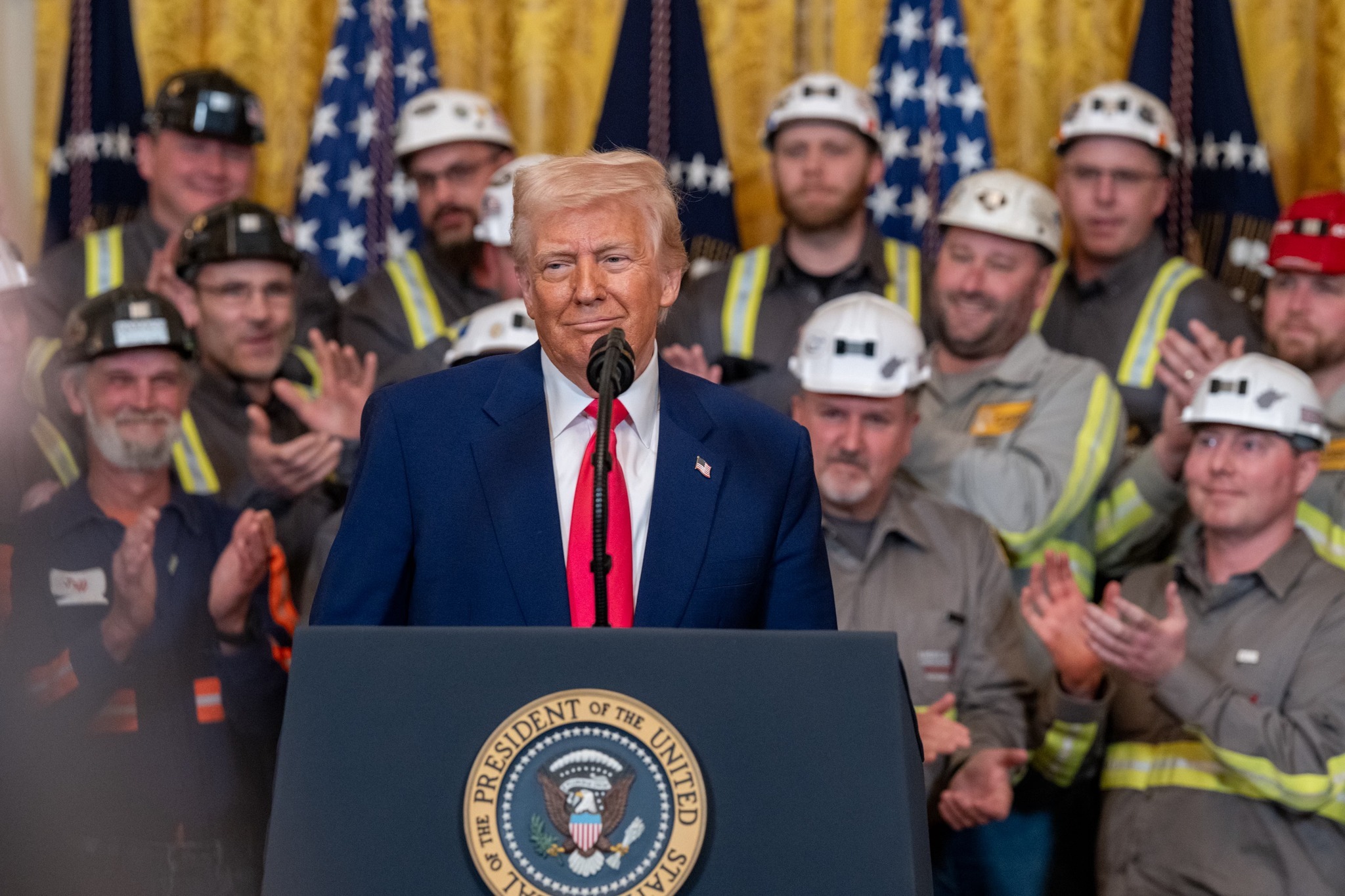 川普對中國開徵104%關稅大限到！中共尚未有新反擊，官媒僅放「習語錄」。（翻自白宮臉書）