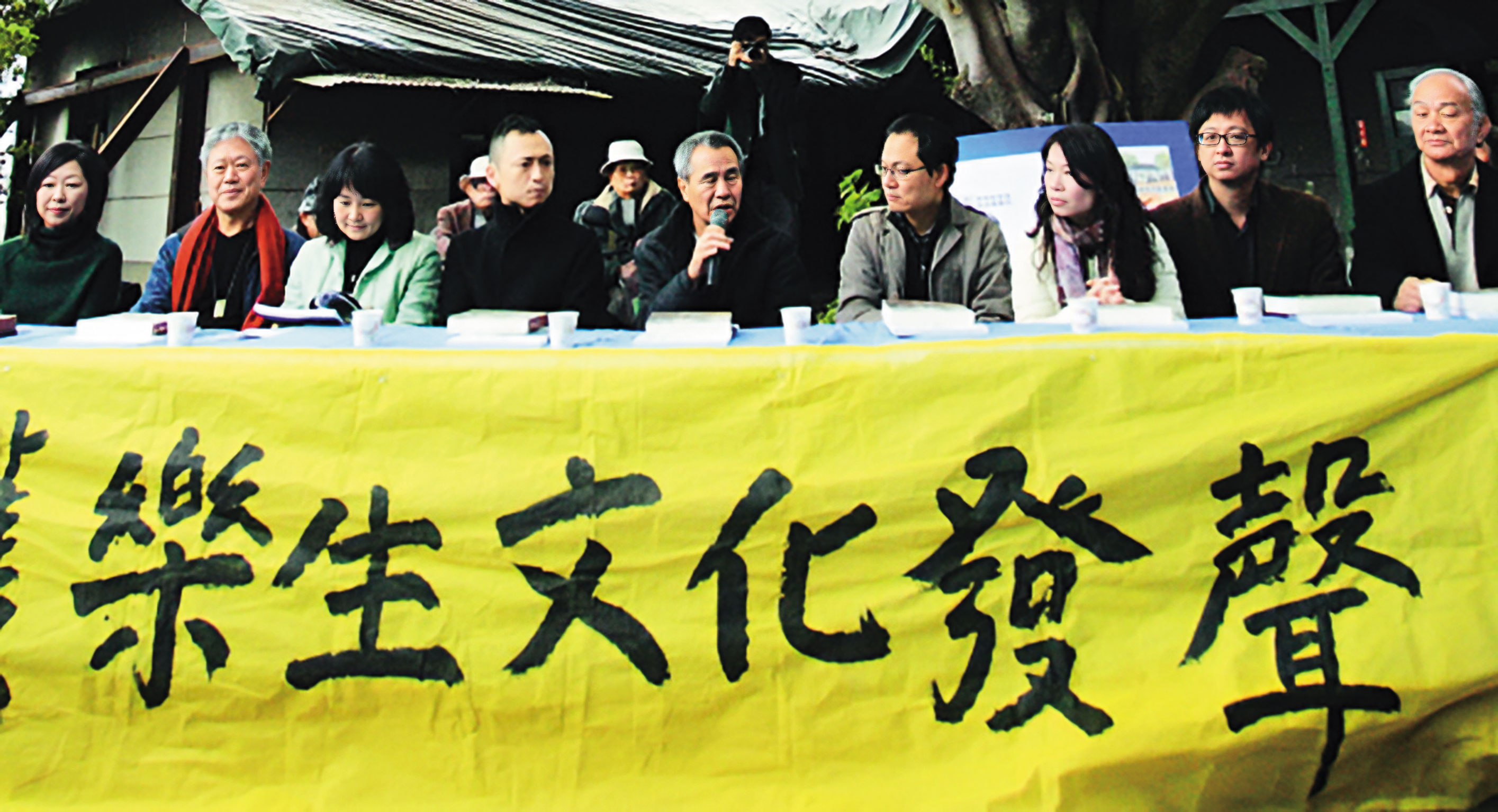 樂生運動當年引發各界聲援，名導侯孝賢更多次發聲力挺。（樂生保留自救會提供）