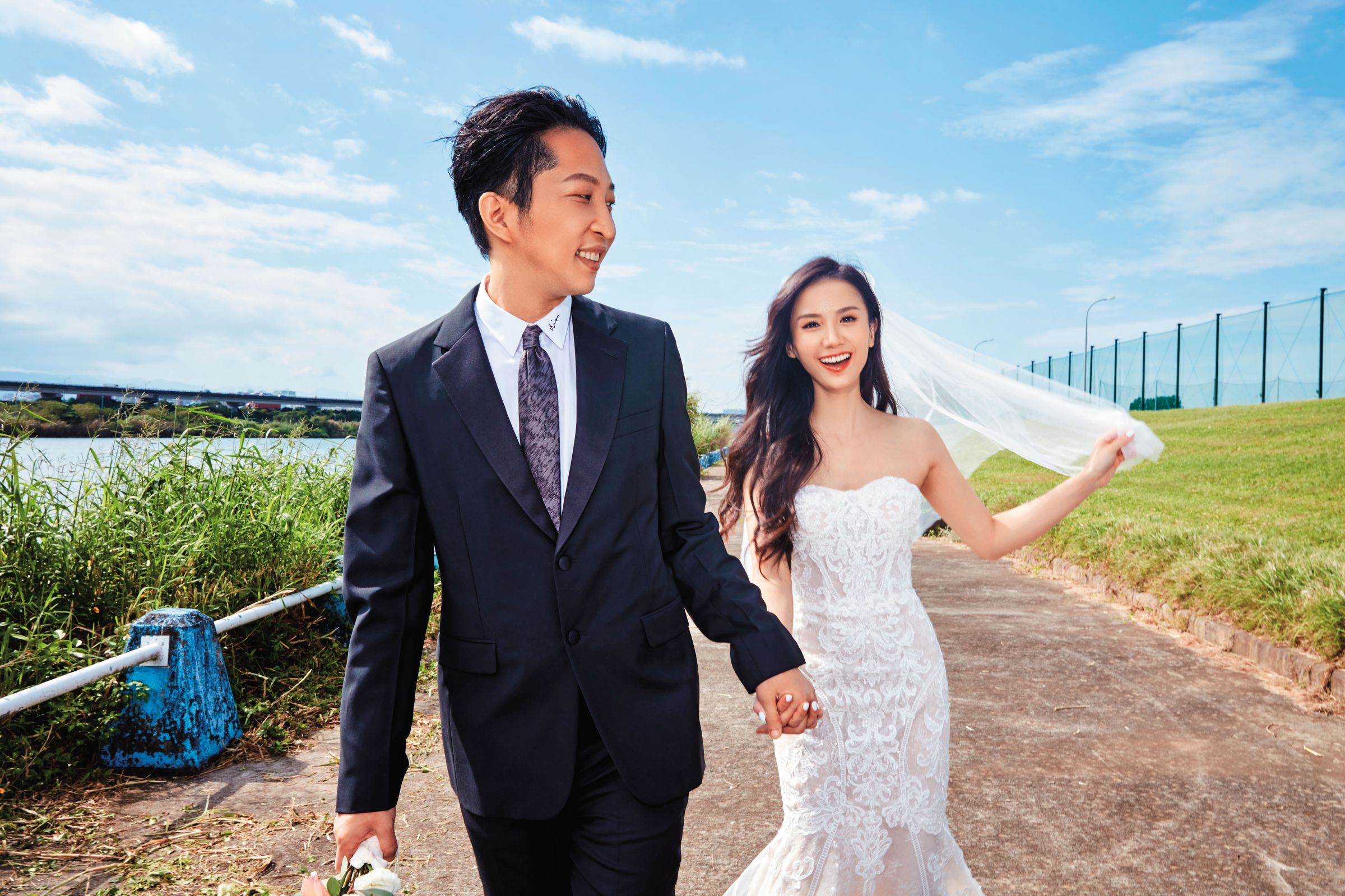 胡亦嘉前年娶妻生子，太太莊郁琳是PTT表特版常客。（街口金融科技提供）