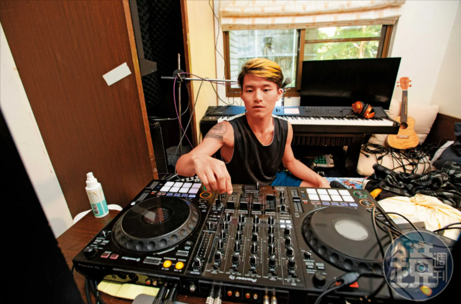 鄒宏基的外甥鄒陶針對去年7月發生的風波致歉。