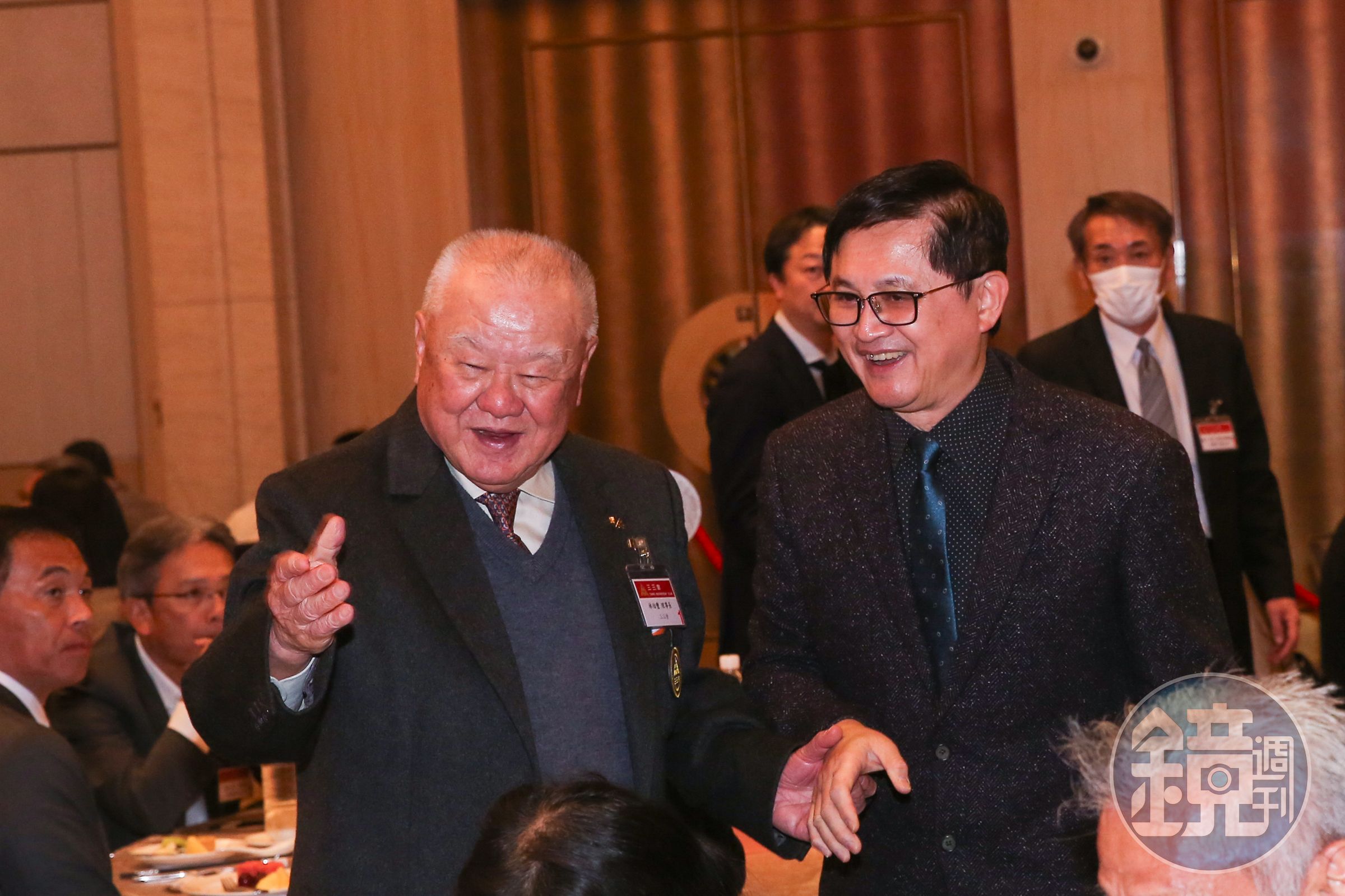 對於在野黨大砍中央政府預算,童子賢及林伯豐均做出回應。