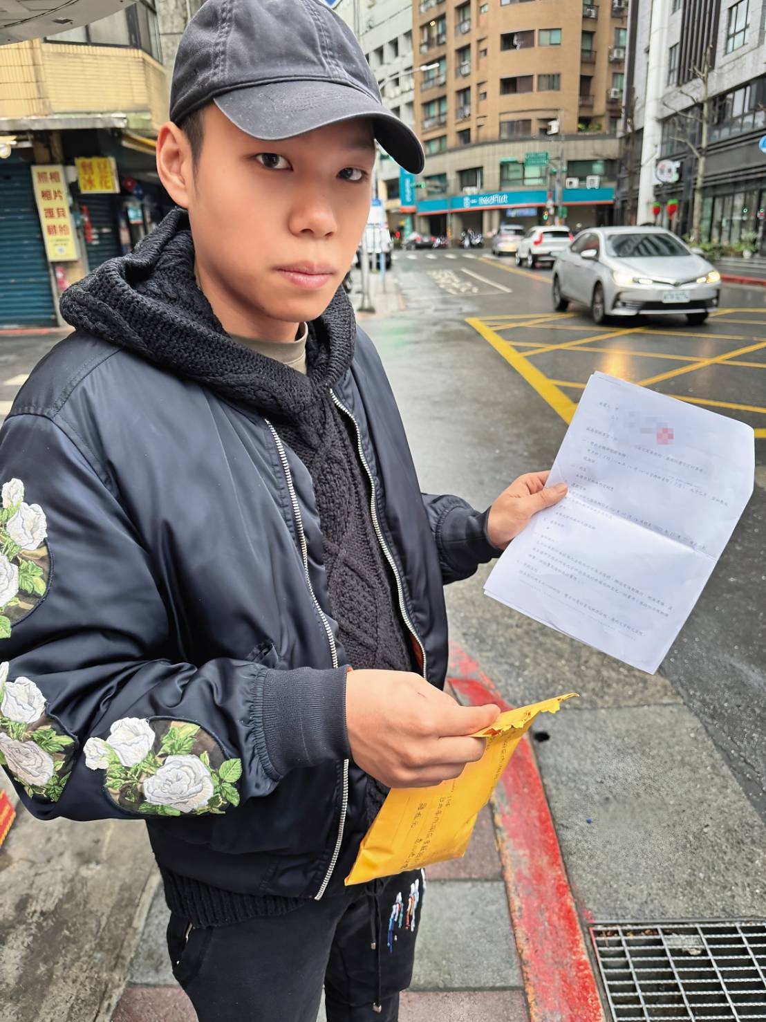 吉品海鮮前董事長兒子羅振元（圖）自稱是餐廳採購，請A先生代墊貨款，事後卻拖債不還。（讀者提供）
