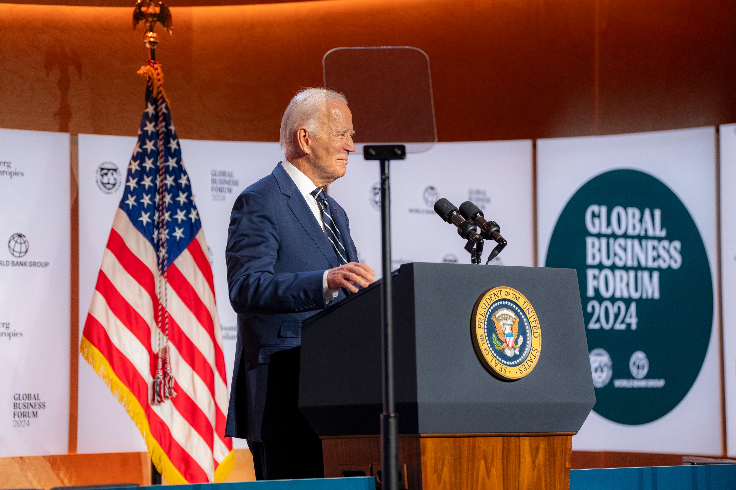 拜登卸任前大放送！宣布提供台灣約179億軍援，史上最大筆。（翻自拜登X平台）