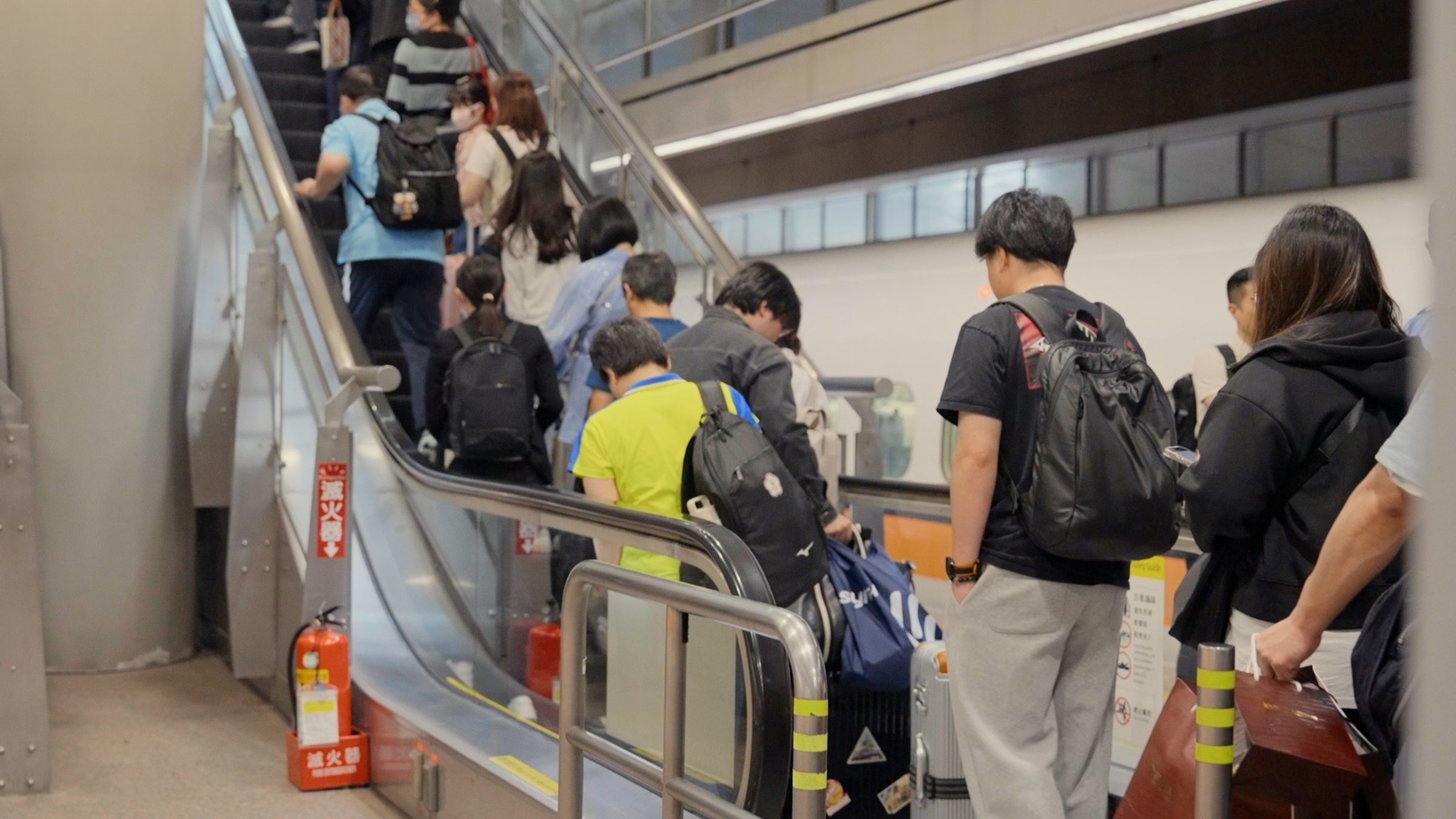 高鐵與TPass通勤制度降低跨城市移動成本,相較房價帶來的房貸差距,通勤費用在家庭支出中的占比相對有限。