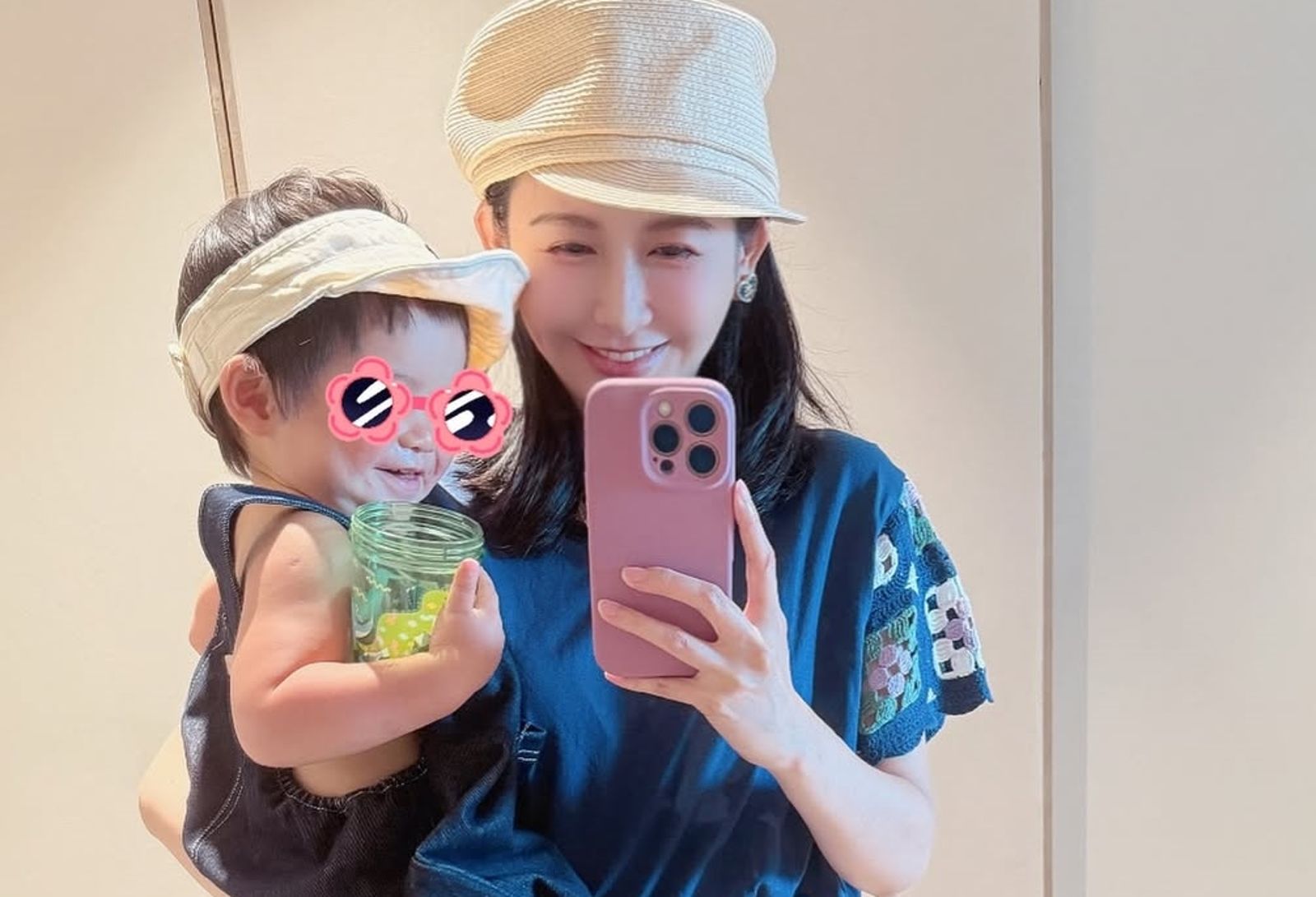 愷樂開工曬母子合照! 派翠克驚呼:快要沒辦法單手抱他了