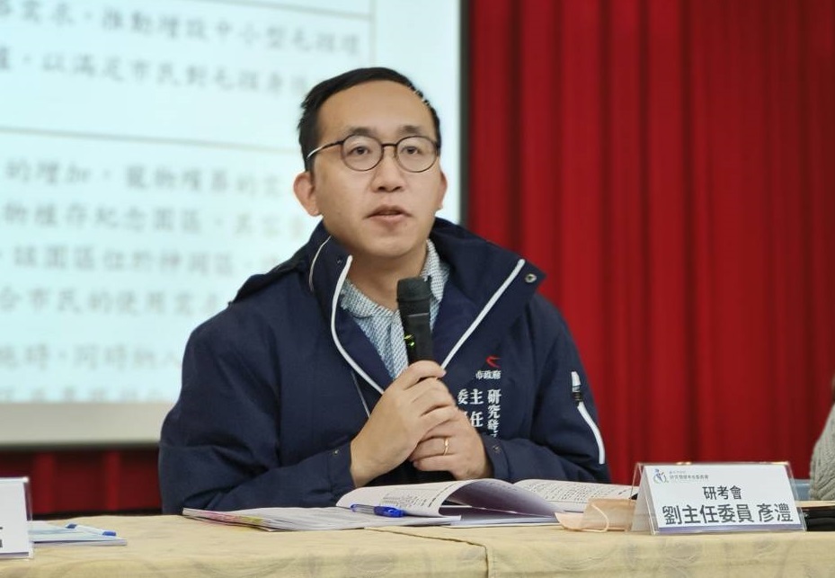 台中市研考會主委劉彥澧因打德州撲克爭議請辭獲准。（中市府提供）