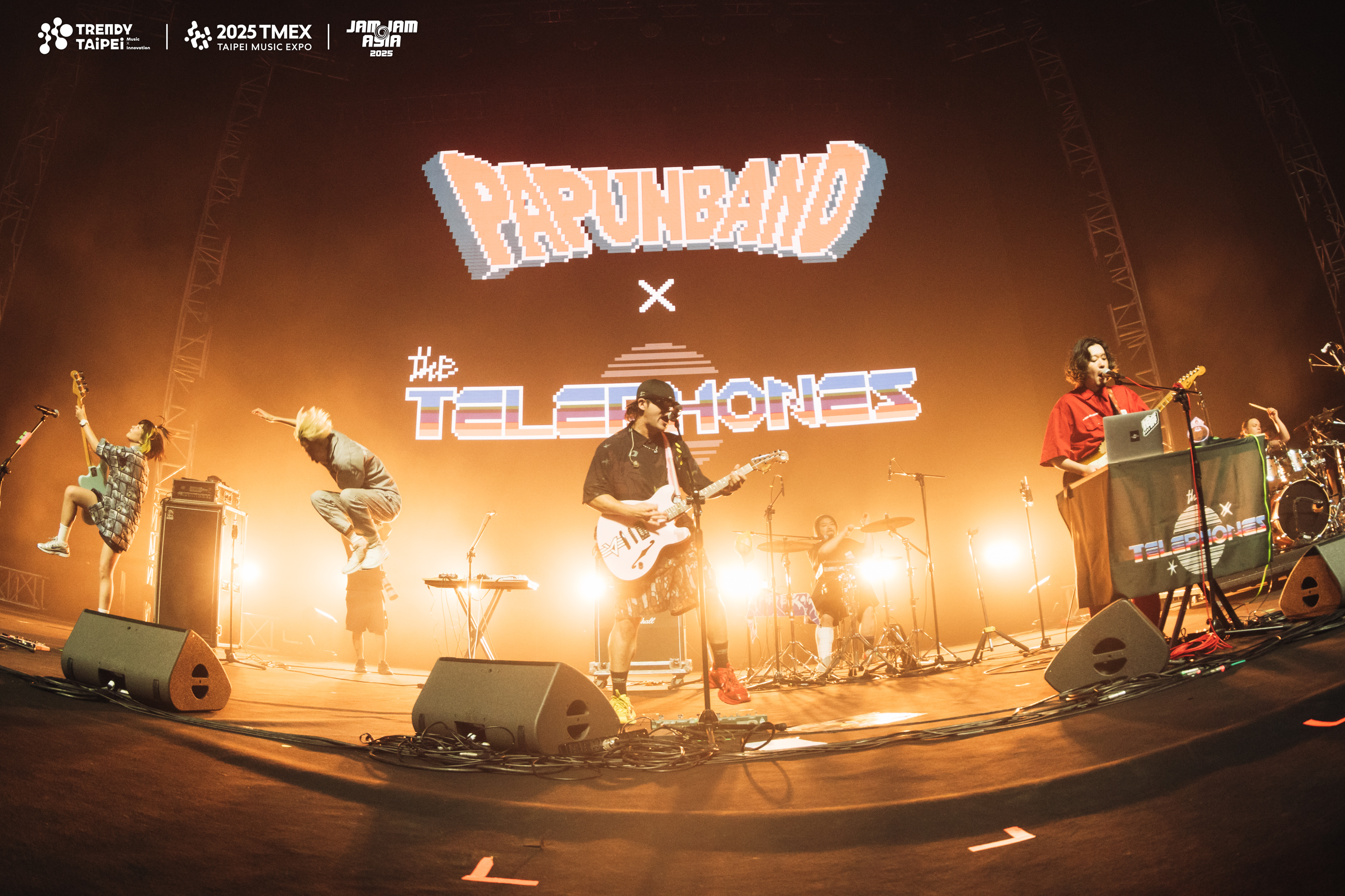 怕胖團與日本樂團the telephones三度合作。（臺北流行音樂中心提供）