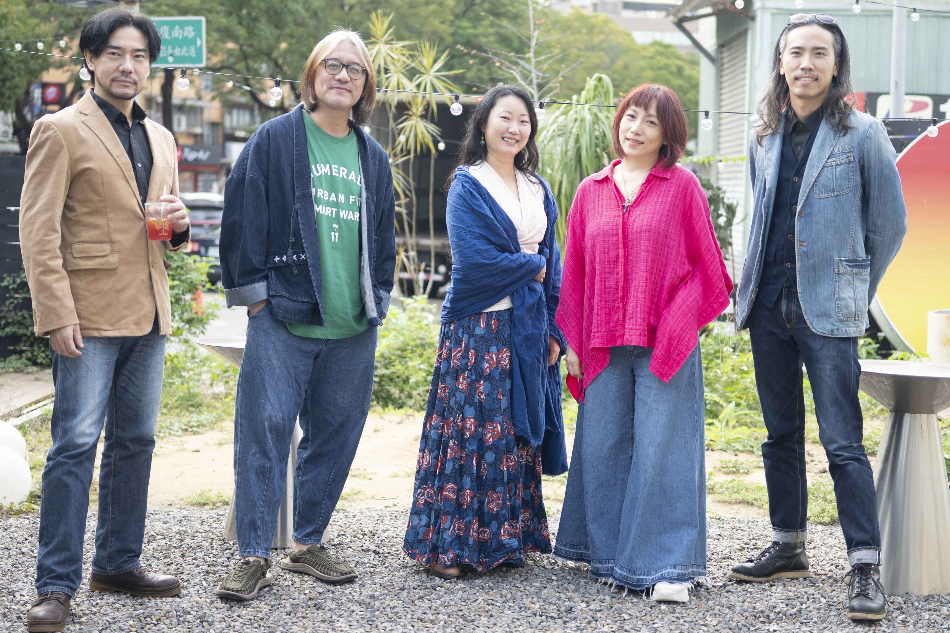 春日花園中的生活片刻，成為專輯《走進春天的果園》的靈感源泉。（羅藝 x 阮丹青工作室提供）
