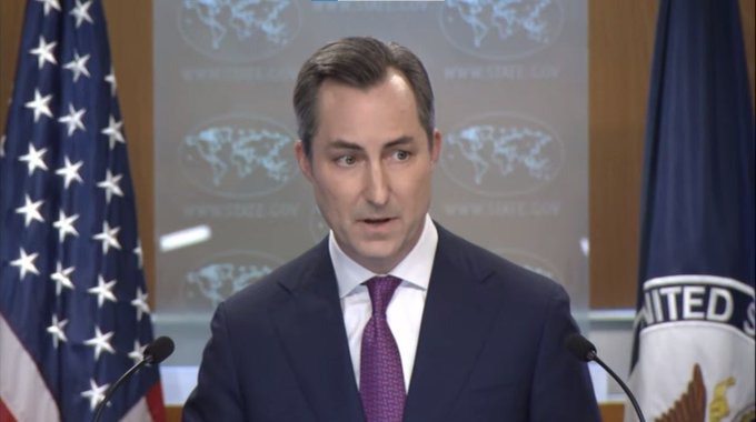 對於川普希望台灣支付保護費，美國國務院發言人米勒做出回應。（翻攝自@adn40 X）