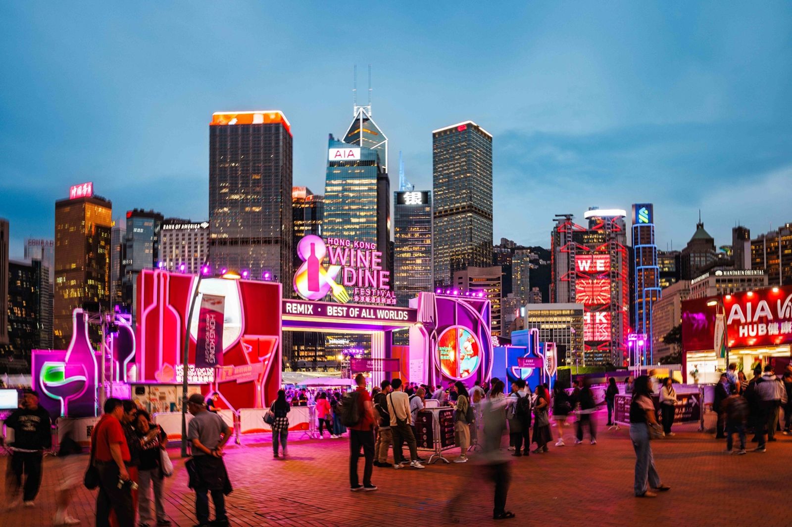 香港秋冬太好玩!美酒佳餚喝到凌晨1點、萬聖節迪士尼反派全出沒、搭叮叮車吃美食 3天2夜含稅10,999元起