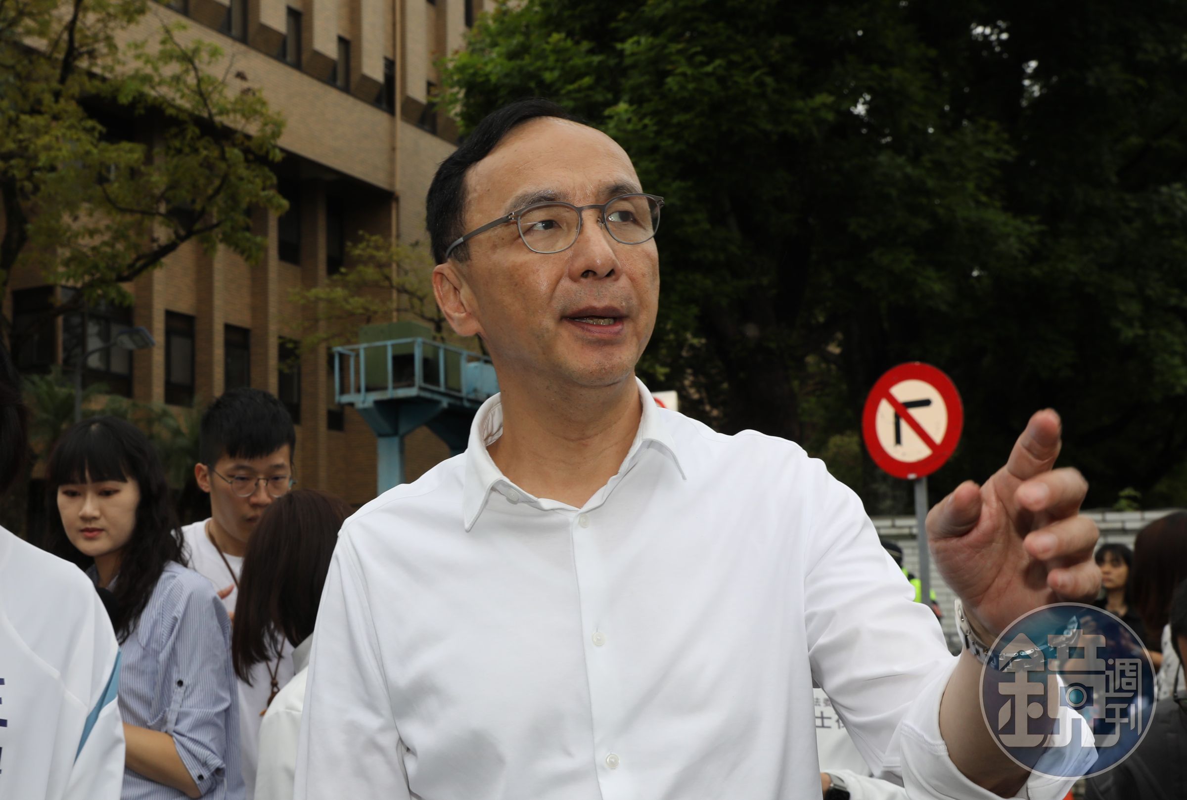 國民黨台南市黨部副主委等人涉偽造連署書遭起訴,綠委轟朱立倫不用道歉嗎。(本刊資料照)