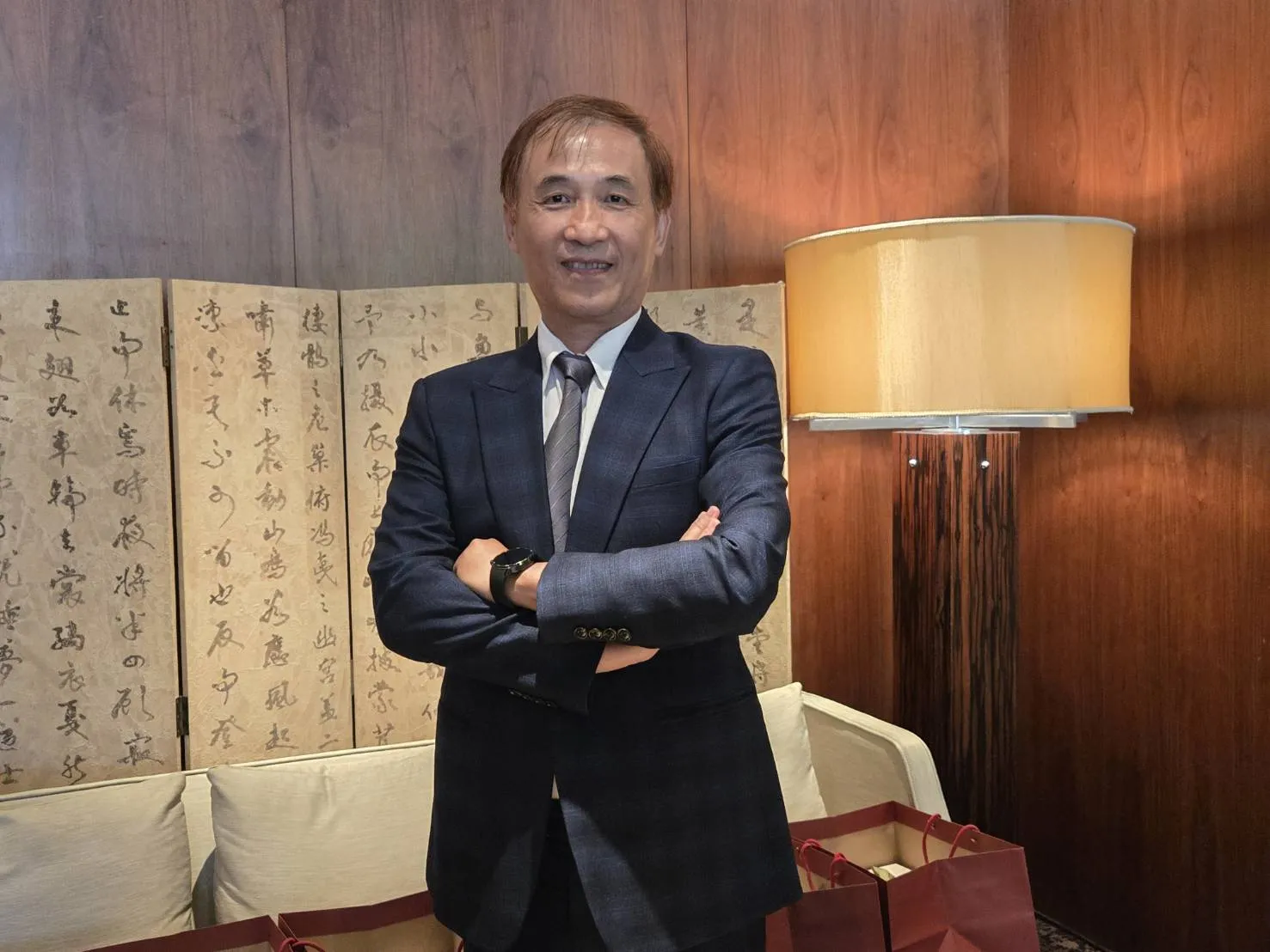 崇舜董事長鍾文清表示，將透過新產品開發、既有客戶合作深化、產能配置優化及台灣營運據點建置，逐步強化集團整體競爭力。