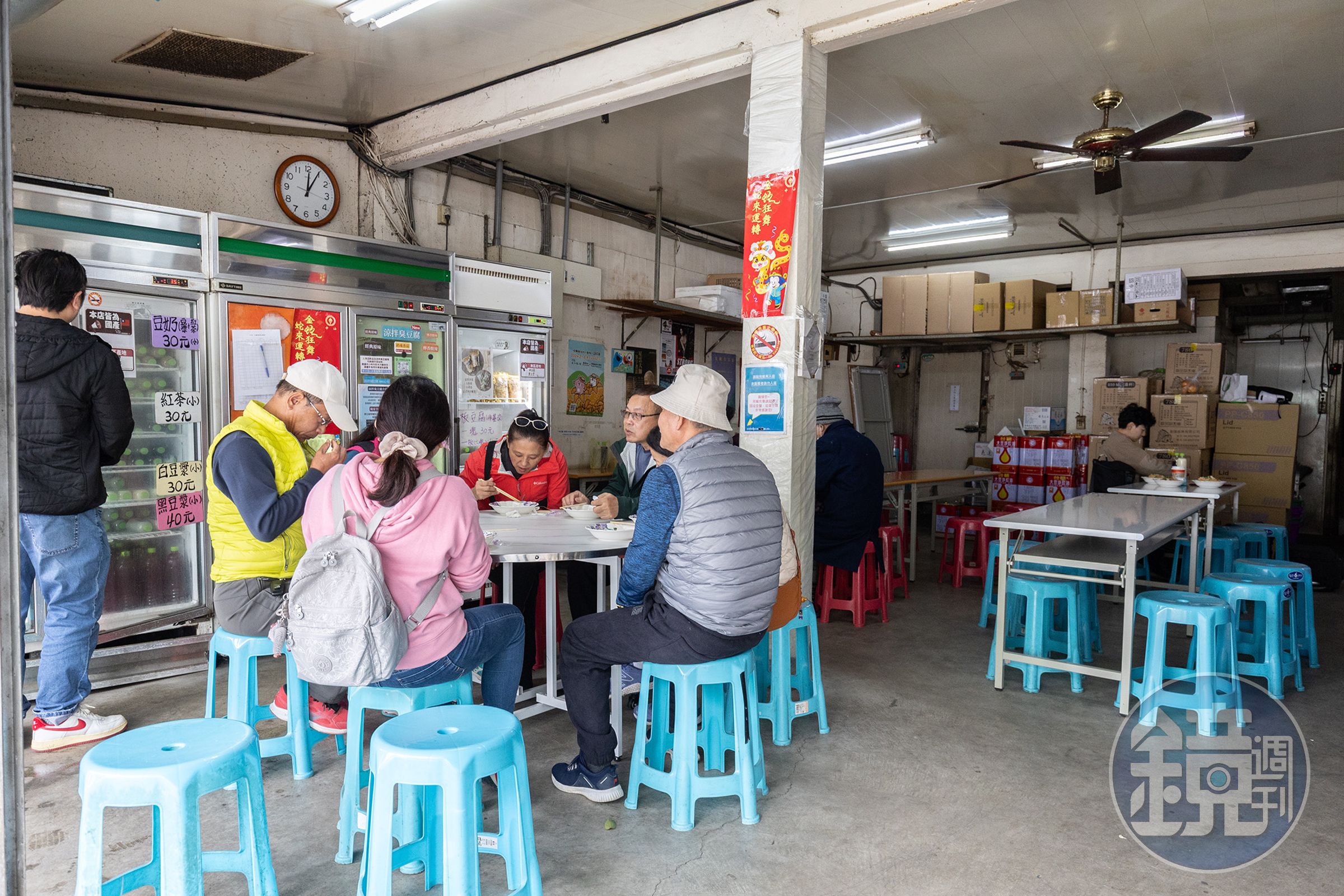 「橋頭臭豆腐」的本店位於花蓮玉里，已經是地標性的小吃品牌。