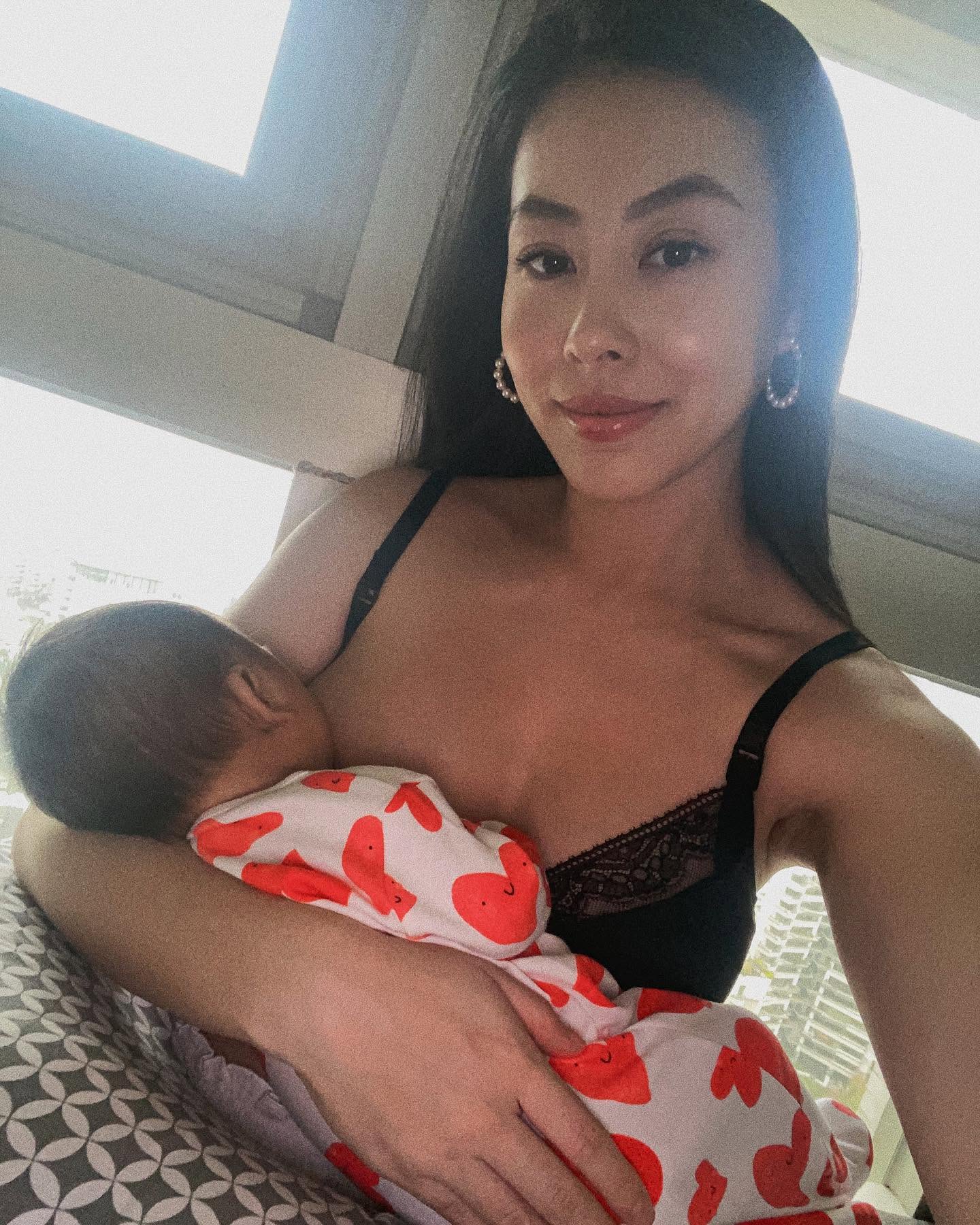 蔡詩芸產後因親餵母乳並未急著瘦身。（蔡詩芸臉書）