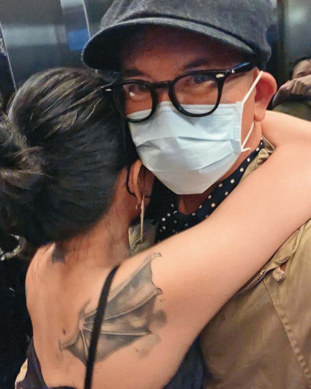 這種熊抱出現在47歲熟女身上,卻不讓人作噁,只有大S了…(翻攝自大S IG)