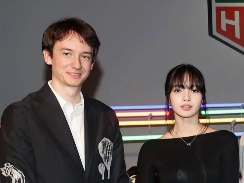 LISA與弗雷德里克阿爾諾多年來緋聞不斷。（翻攝IG）