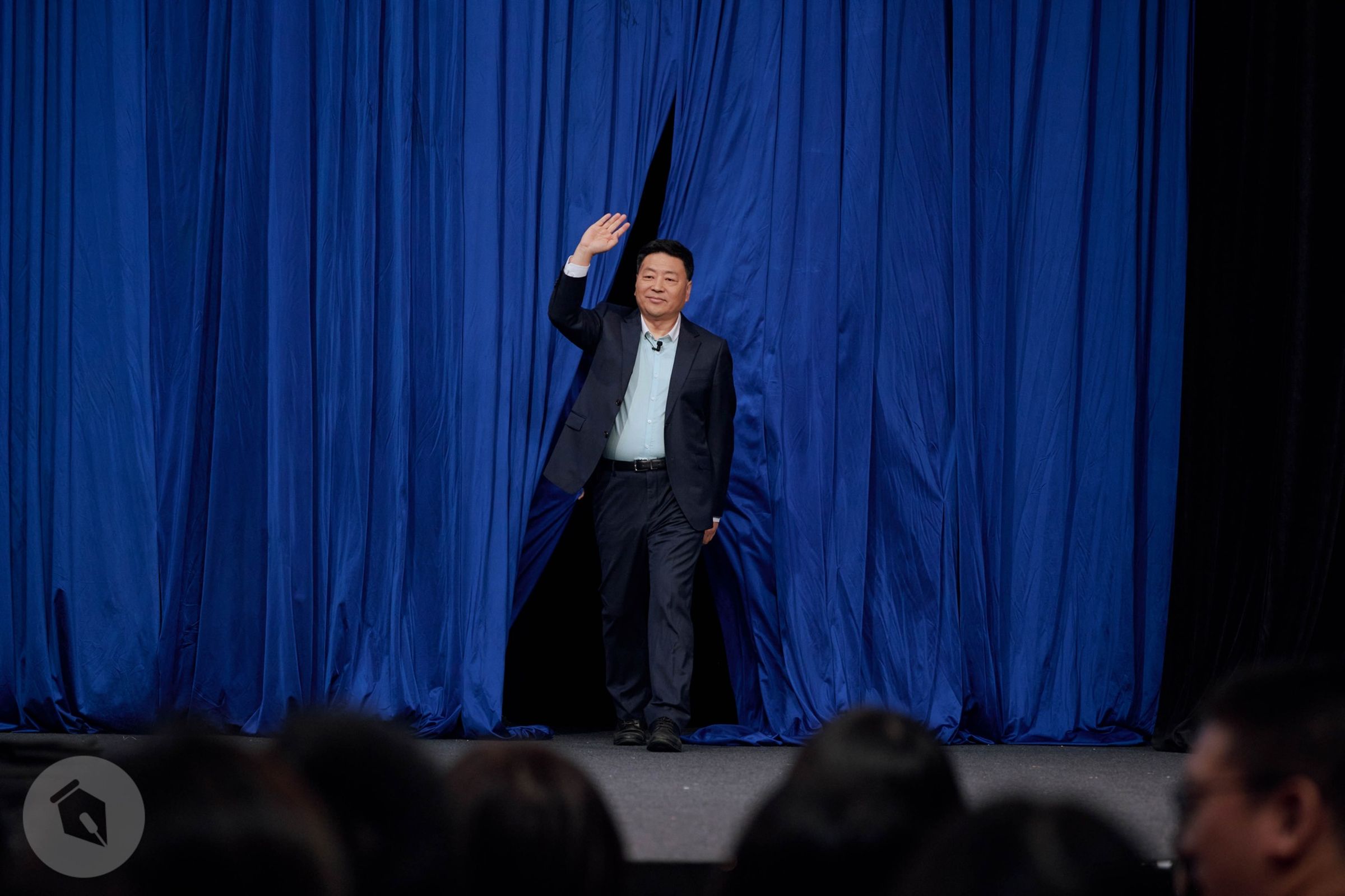 王志安今日下午表示，願意向陳俊翰道歉。（翻攝自臉輸＠STR Network - 薩泰爾娛樂）