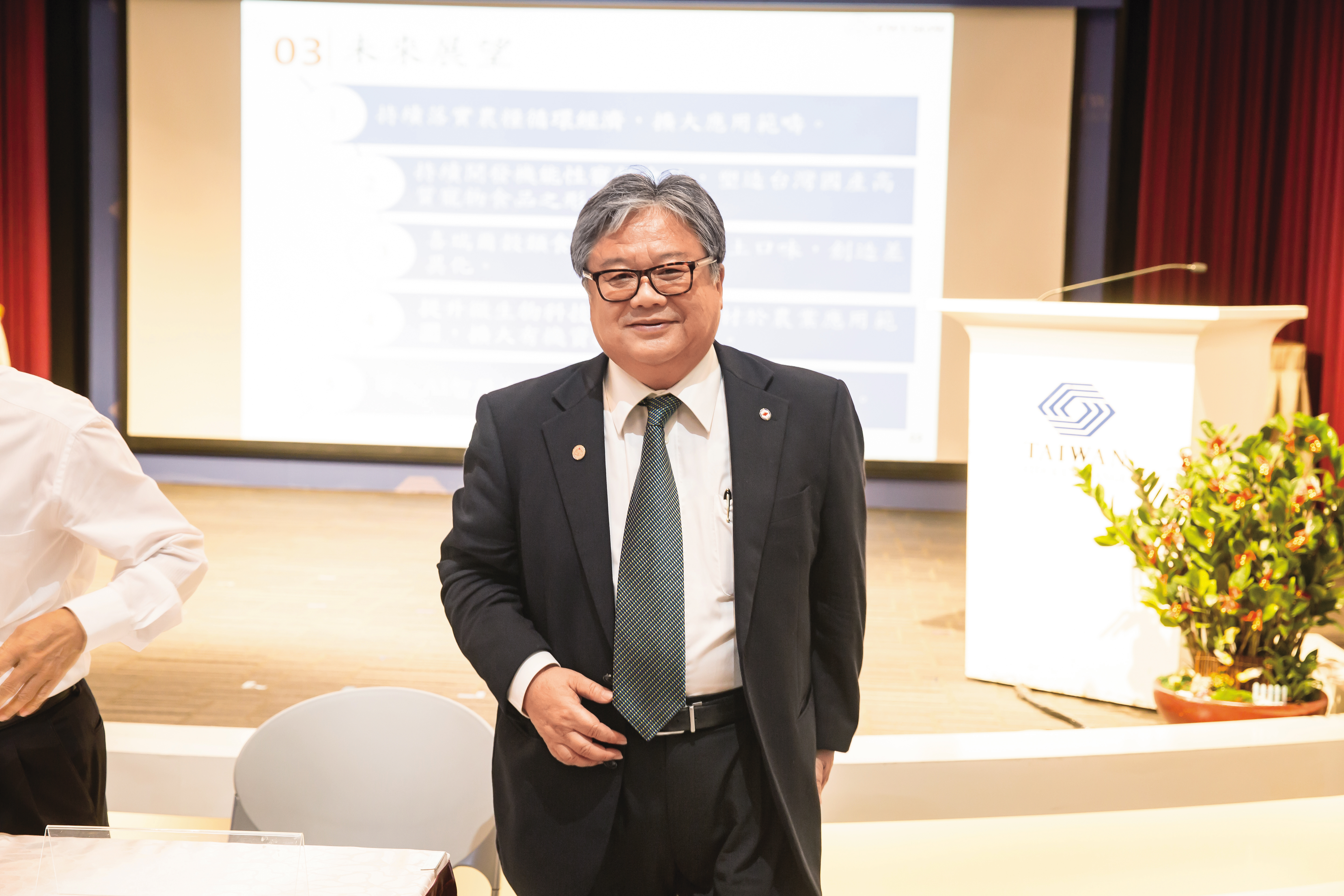 福壽董事長洪堯昆一千萬元交保。