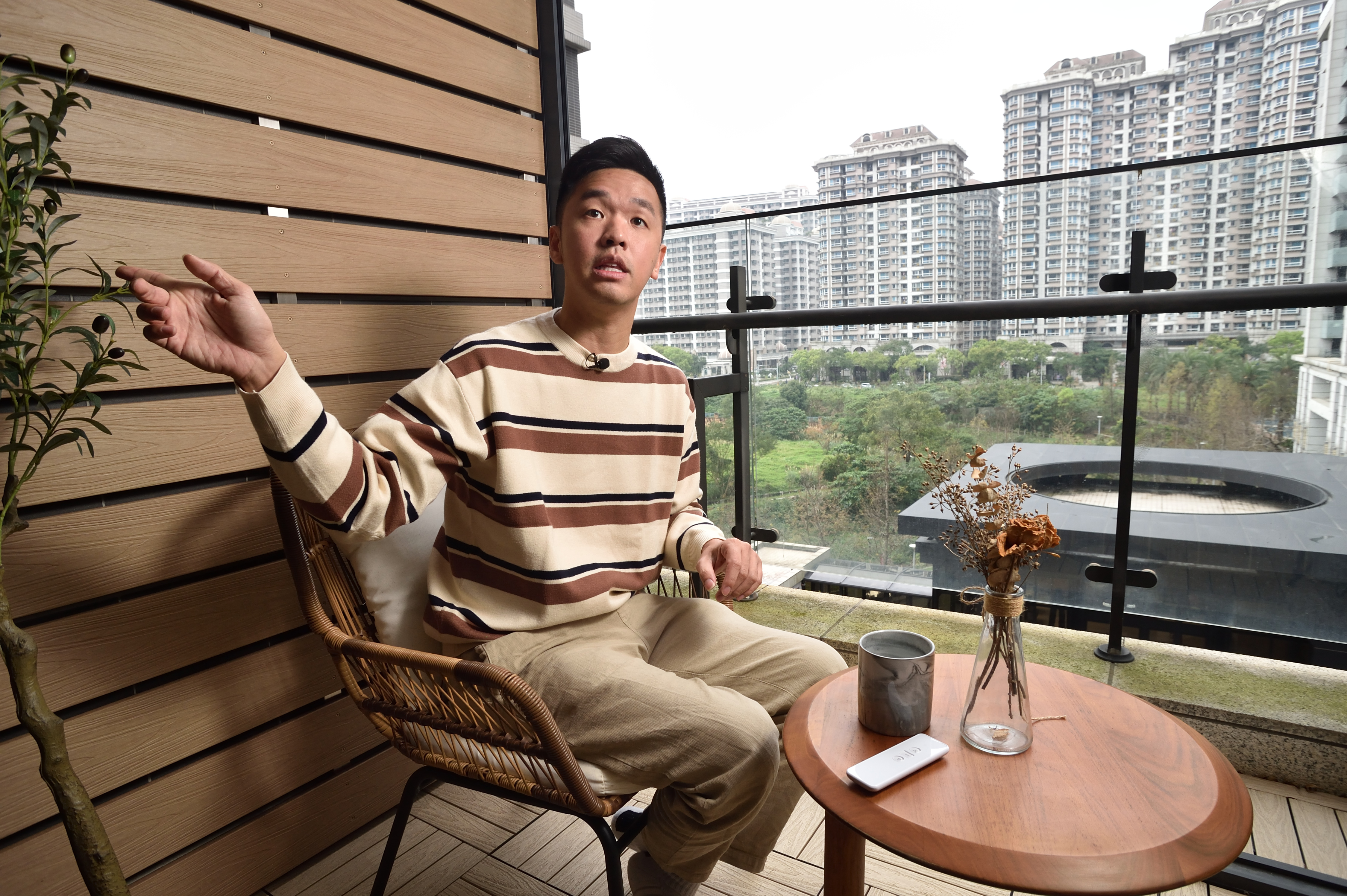 藝人香蕉拼命賺、努力省，在淡水坐擁3房。