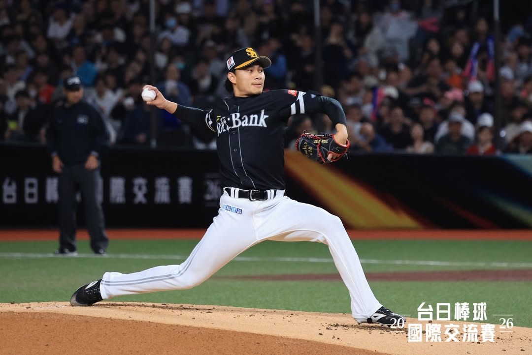 徐若熙1.2局狂失7分，黯然退場。（翻攝軟銀IG）