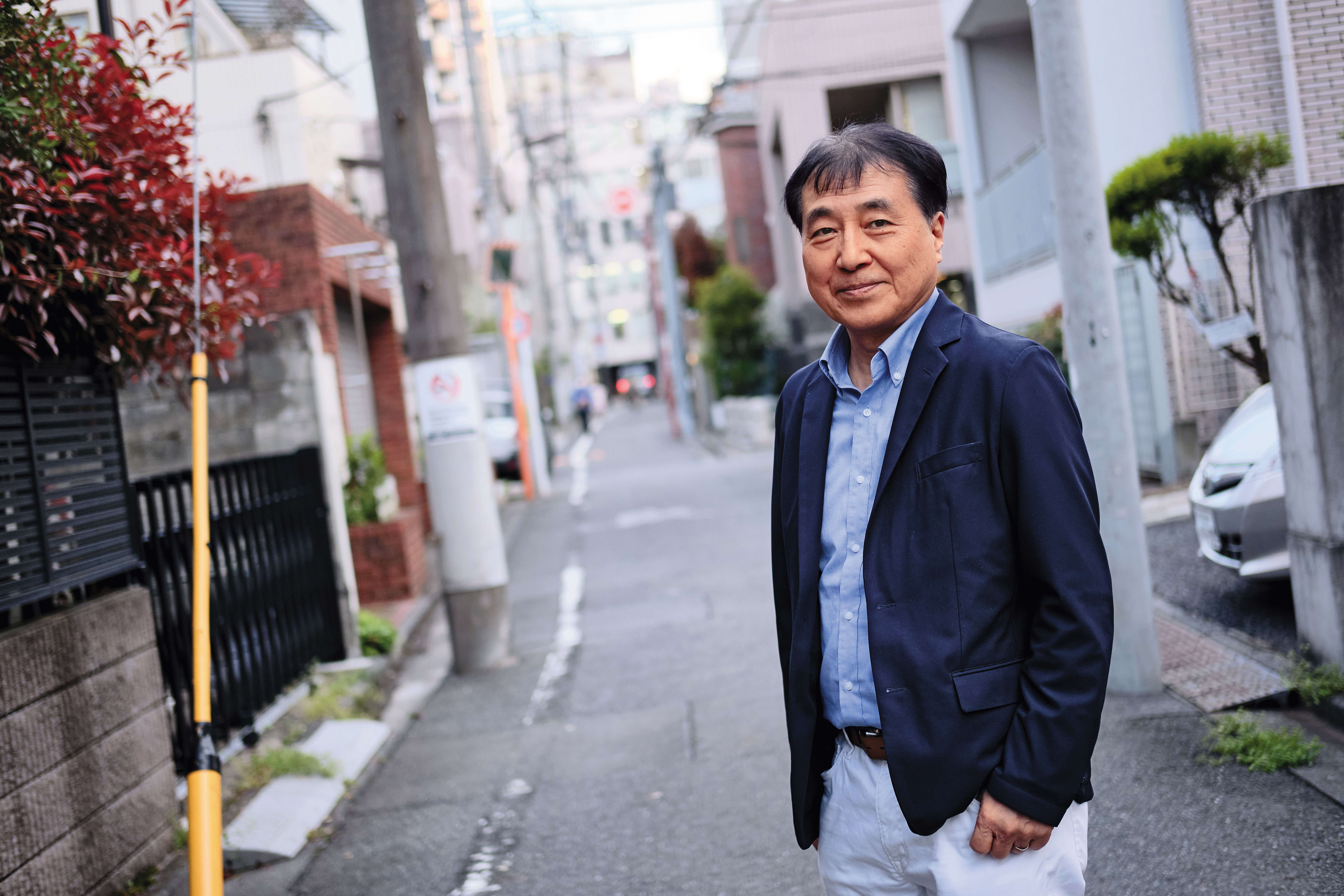 日本環境能源政策研究所長飯田哲也認為，透過適當用電管理及調度，即可因應缺電風險，不一定要啟用核電廠。