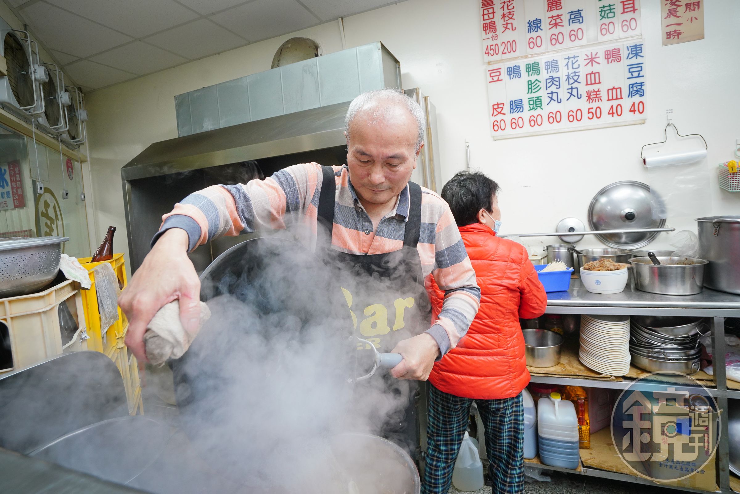 侯翔笙2024年出車禍導致肩胛骨斷裂，開了兩次刀，休養了大半年，有些動作還是吃力。