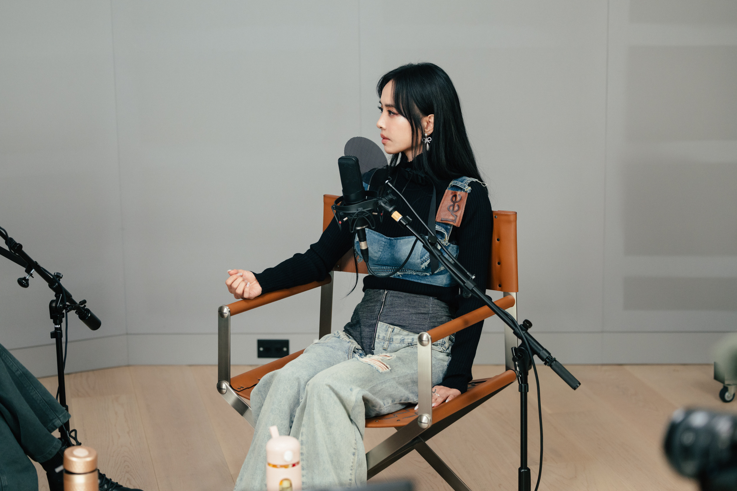 JOLIN雖與兩位好友常見面,卻鮮少有如此深入的創作對話。