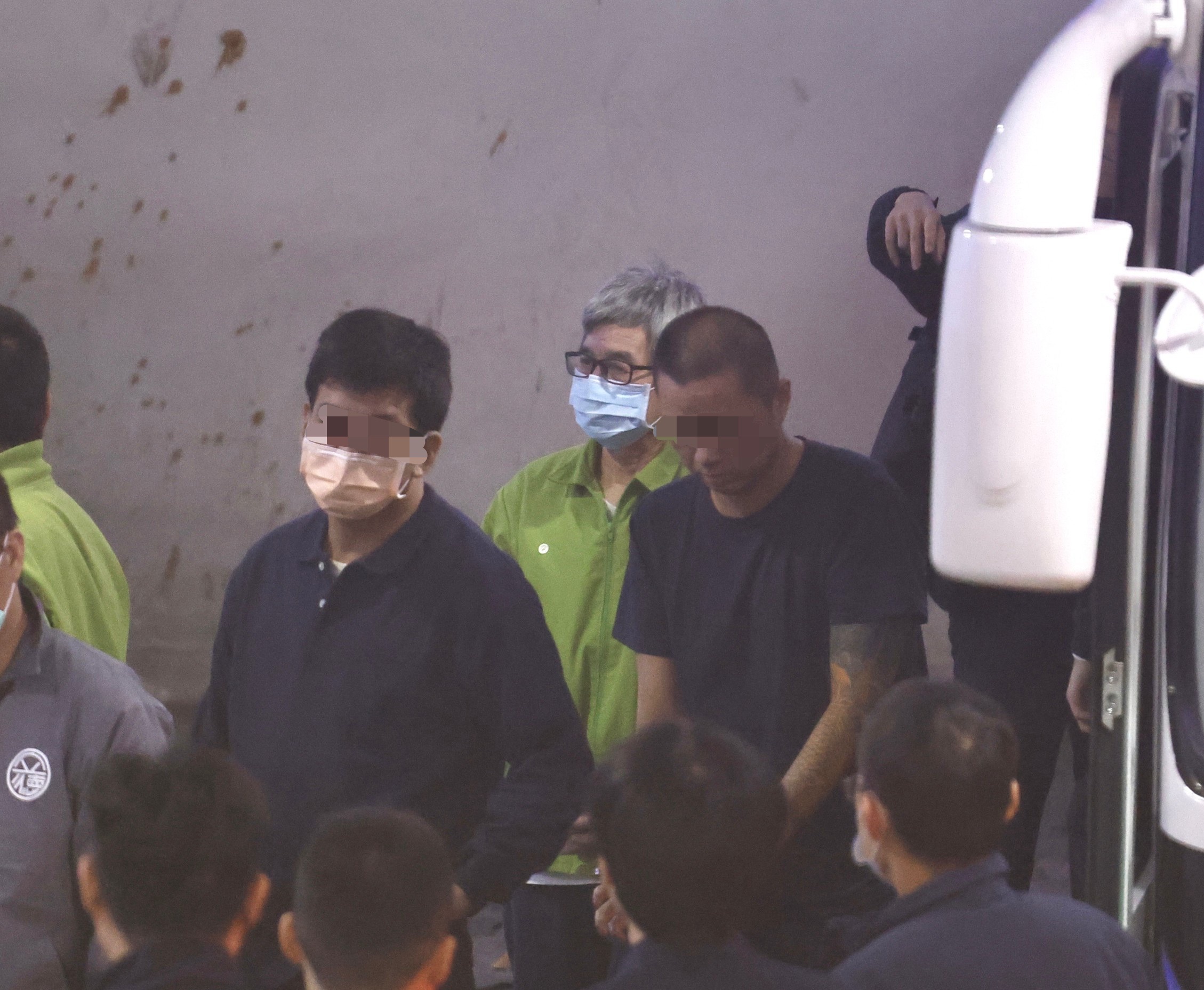 檢方除了請求法院從重量刑，也要求將李文宗繼續羈押。