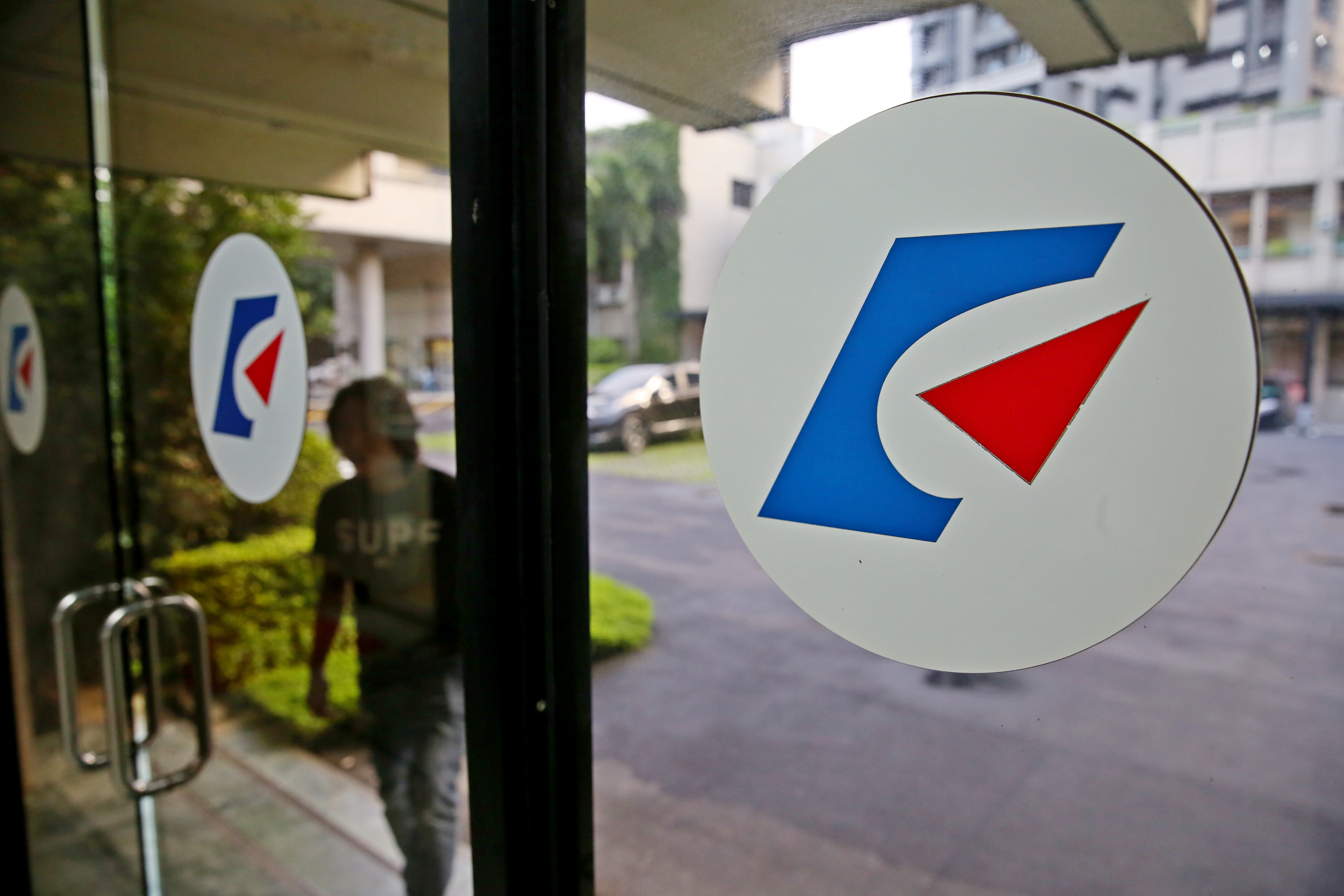 針對中國認定台灣的「聚碳酸酯」存在傾銷要課稅，經濟部貿易署今晚也做出回應。