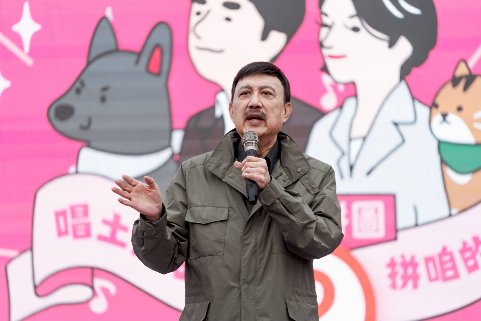 余天傳出豪砸2,500萬元在新北萬里買下家族墓園。（翻攝自余天臉書）