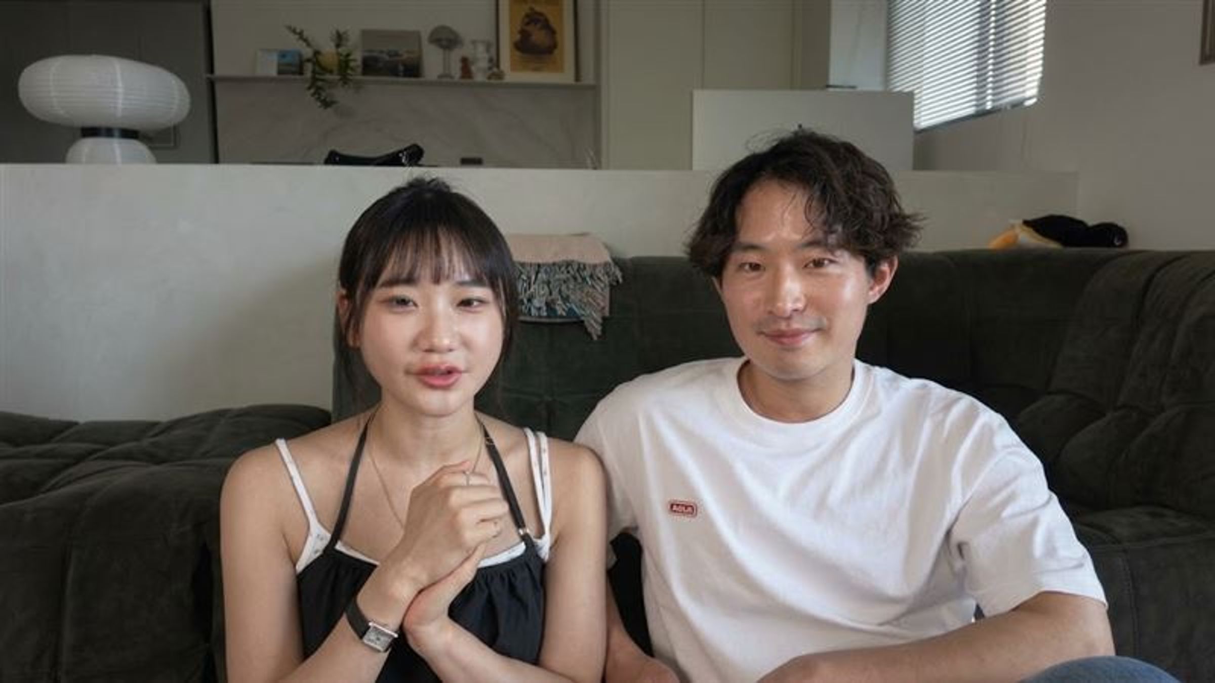 愛莉莎莎與男友竇竇交往滿1週年,首度公開分享兩人從相識、旅行到告白的感情過程。(翻攝自YT)