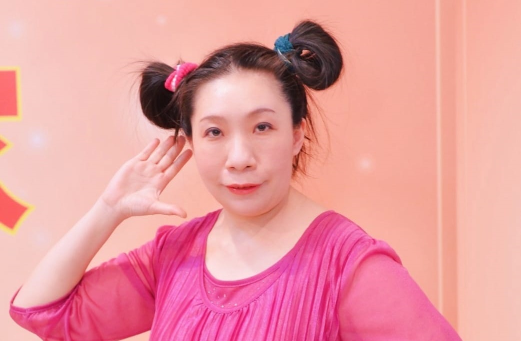 如花是一代經典女丑卻因經紀約糾紛被迫淡出演藝圈。（翻攝自如花臉書）