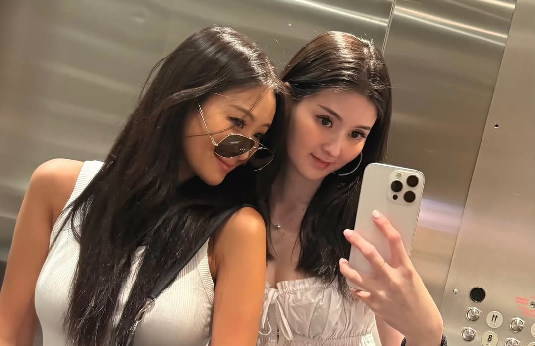 孫芸芸（左）近日飛到澳洲，主要是為了陪伴26歲未婚懷孕的長女廖思惟（右）生產。（翻攝自廖思惟IG）