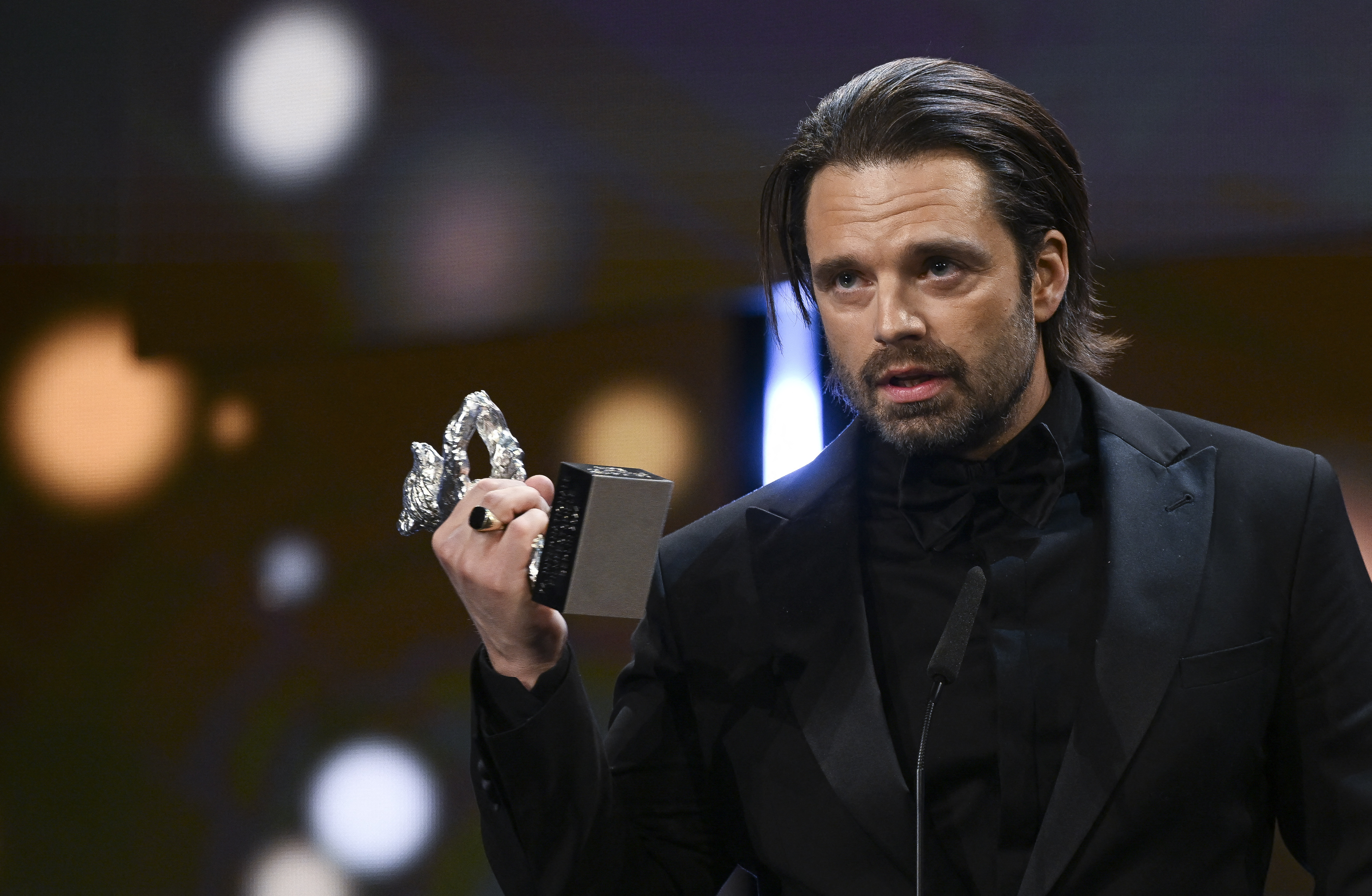 「酷寒戰士」賽巴斯汀史坦出道20多年終憑電影《A Different Man》在柏林影展稱帝。（東方IC）