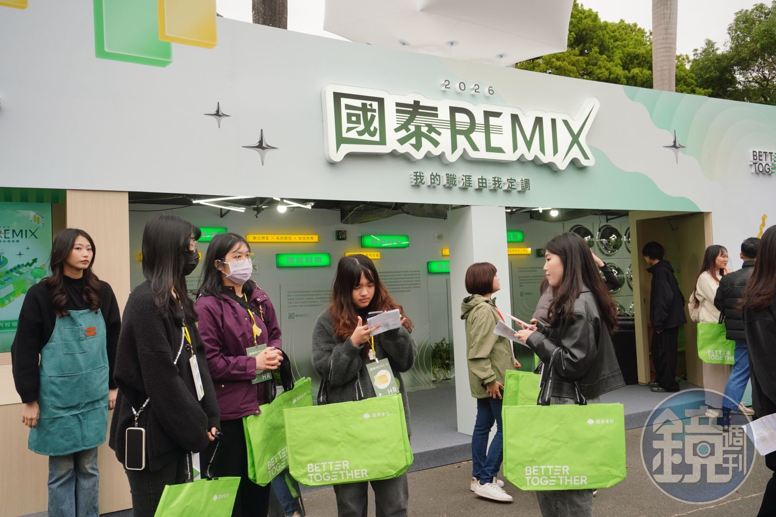 台灣大學校園徵才博覽會今天（7）登場。