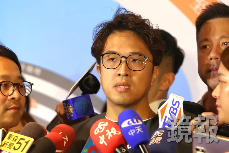 劇團留言板禁競選貼紙？沈伯洋聲援「要行政中立的是公務員」　蔡詩萍反擊：要選市長應了解